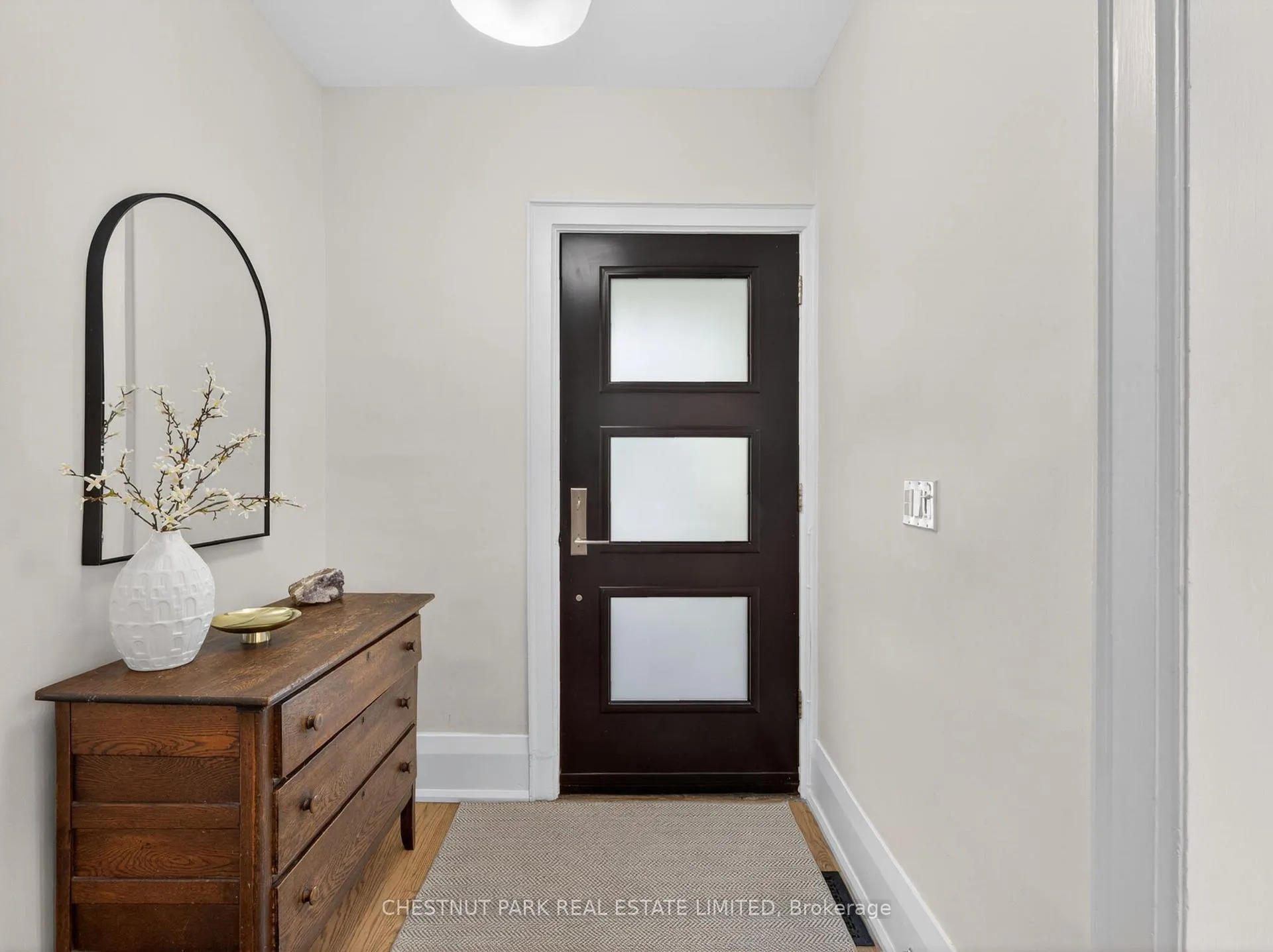 Photo 5 of 73 Manor Road E, Toronto, Mount Pleasant West — HOMEH