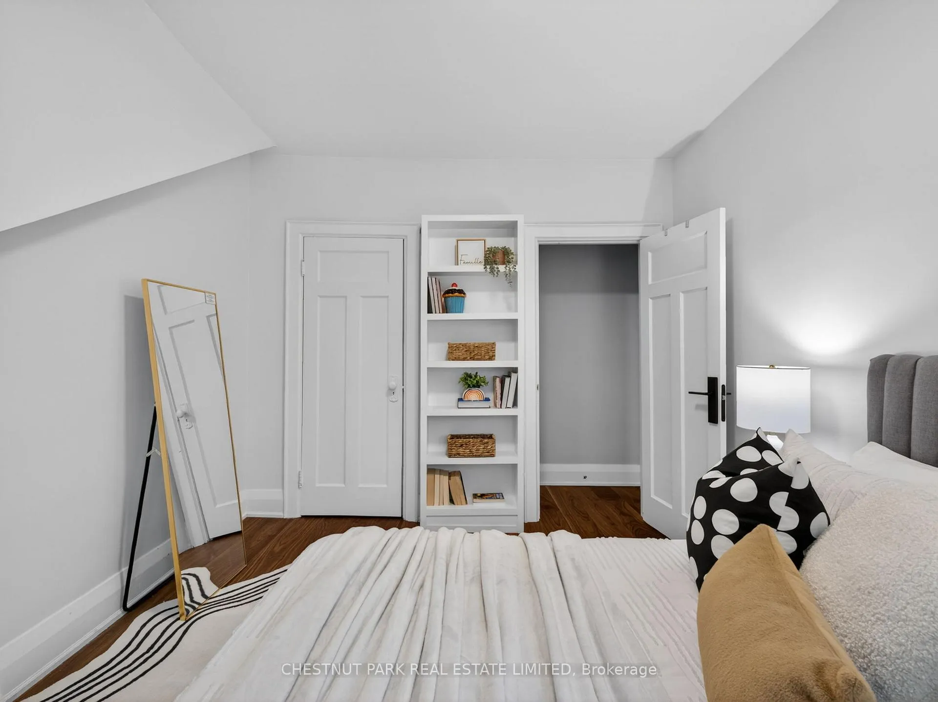 Photo 28 of 73 Manor Road E, Toronto, Mount Pleasant West — HOMEH