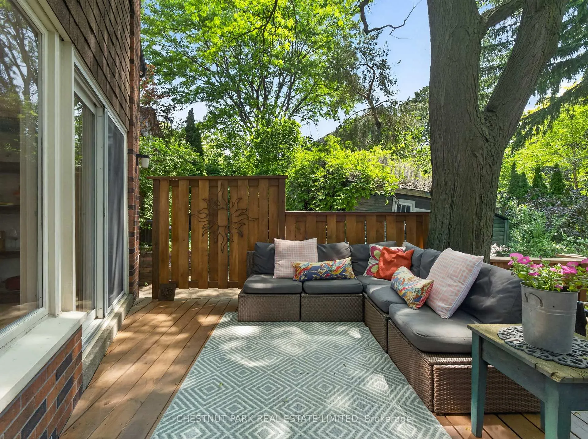 Photo 36 of 73 Manor Road E, Toronto, Mount Pleasant West — HOMEH
