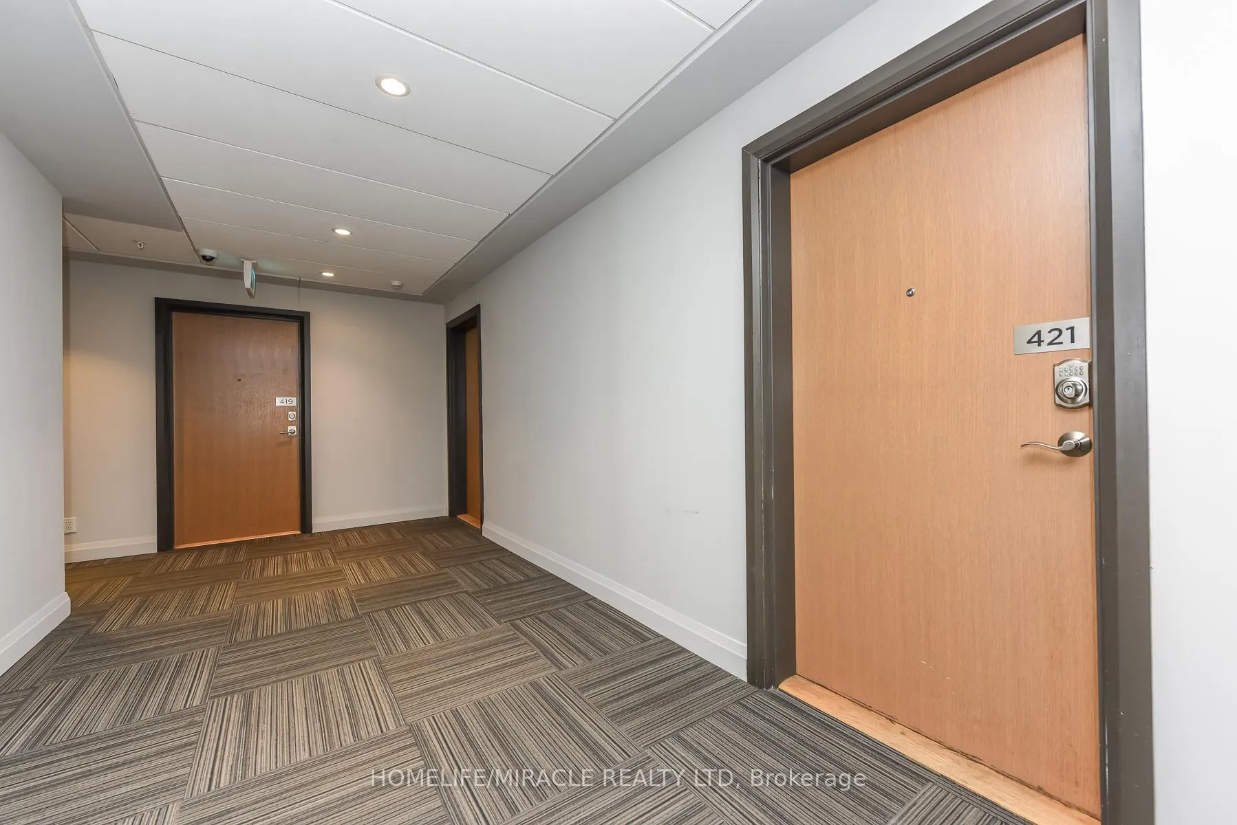 Photo 3 of Unit 421, 1105 Leger Way, Milton, Ford — HOMEH