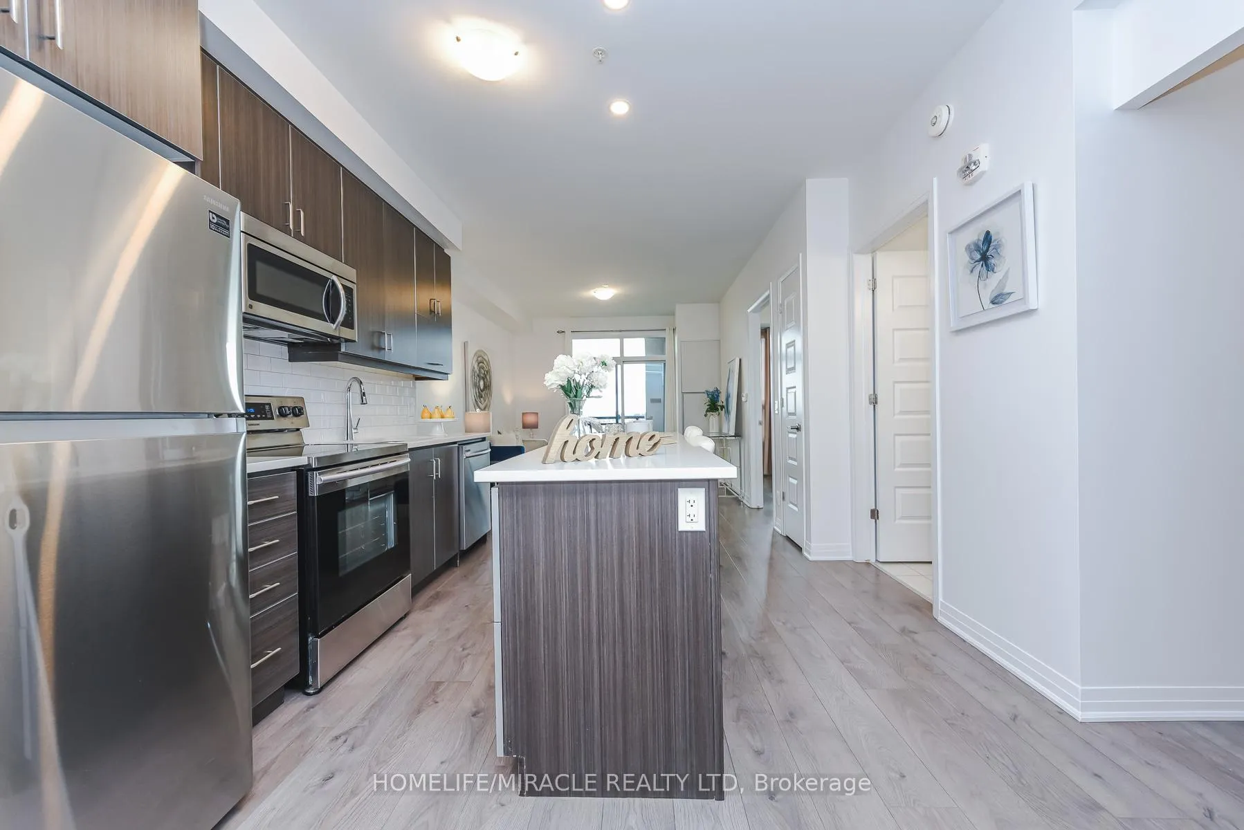 Photo 5 of Unit 421, 1105 Leger Way, Milton, Ford — HOMEH