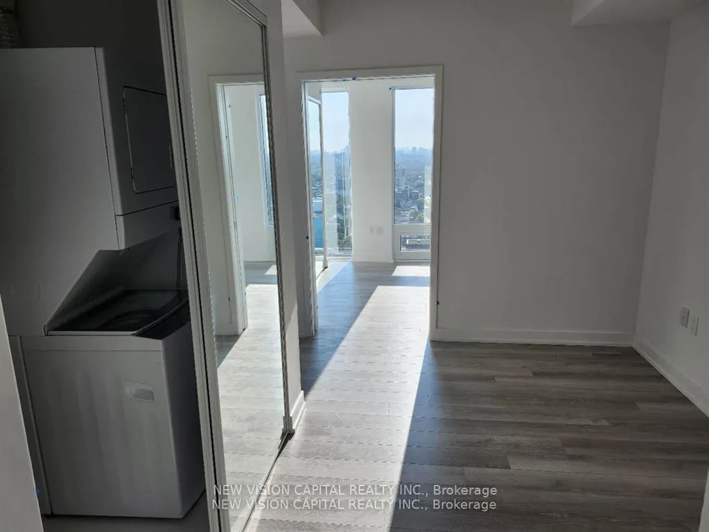 Photo 8 of Unit 2308, 238 Simcoe Street, Toronto, Kensington-Chinatown — HOMEH