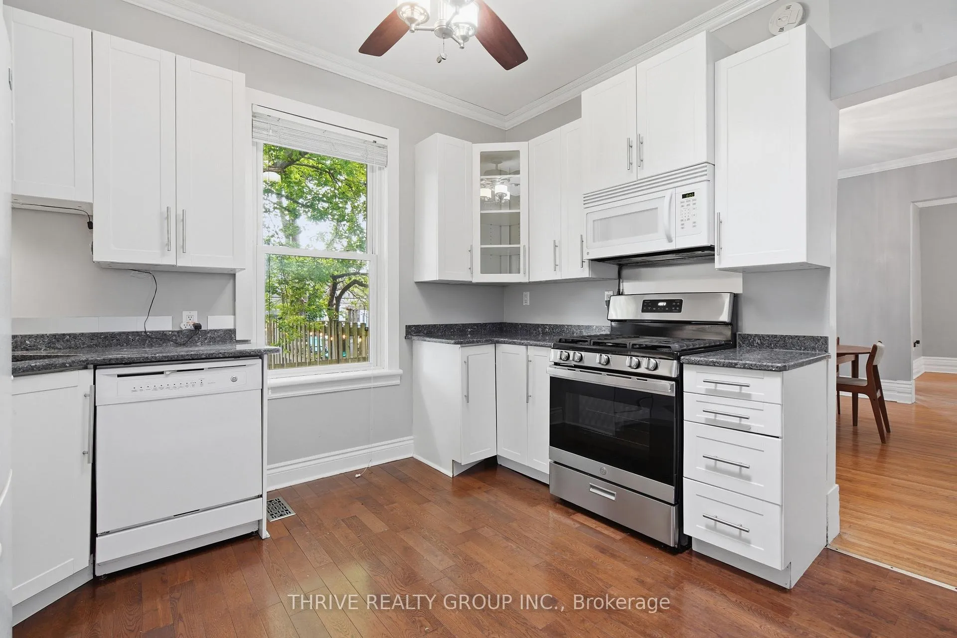 Photo 16 of 62 Tecumseh Avenue E, London, South F — HOMEH