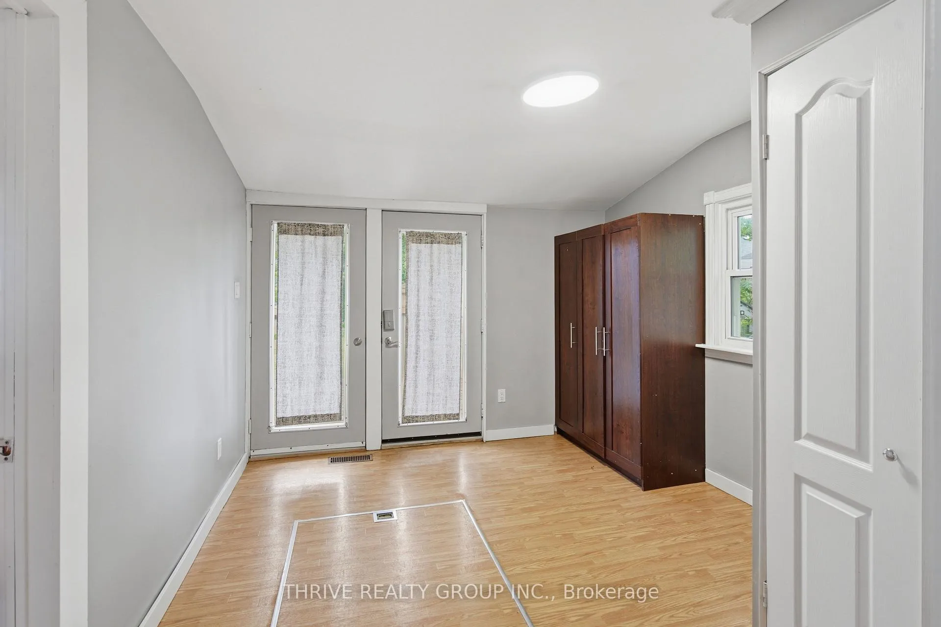 Photo 20 of 62 Tecumseh Avenue E, London, South F — HOMEH