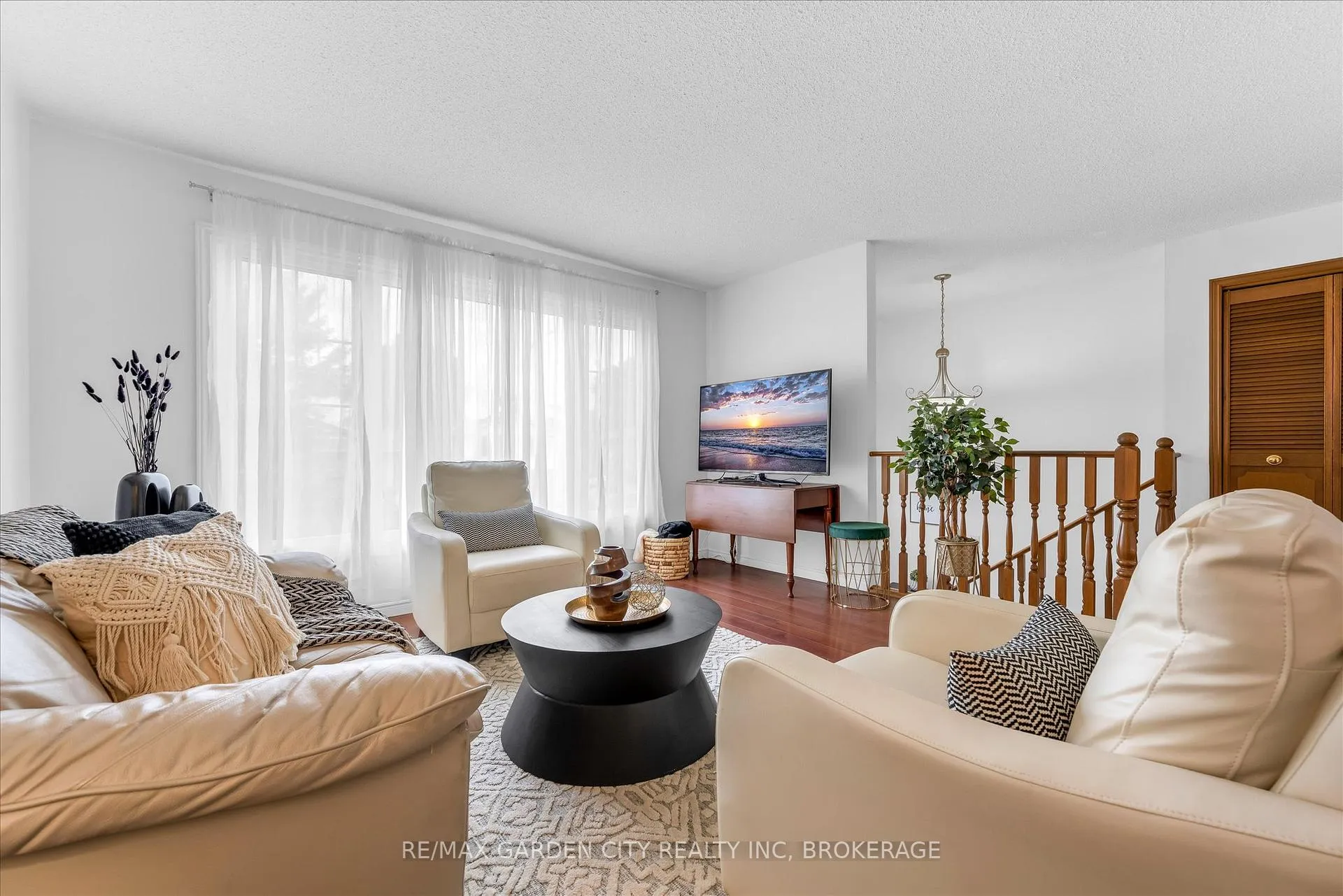 Photo 4 of 3920 Old Orchard Way, Lincoln, Lincoln-Jordan/Vineland — HOMEH