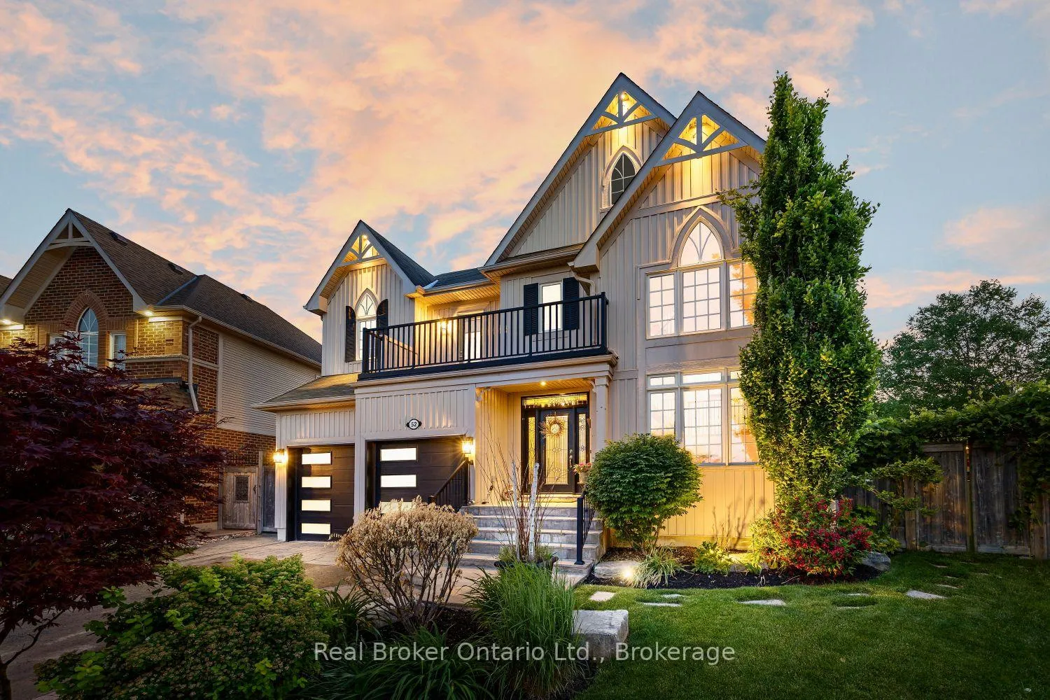 Photo 2 of 52 Brough Court, Clarington, Bowmanville — HOMEH