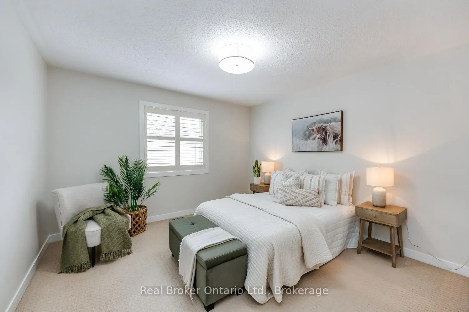 Photo 31 of 52 Brough Court, Clarington, Bowmanville — HOMEH