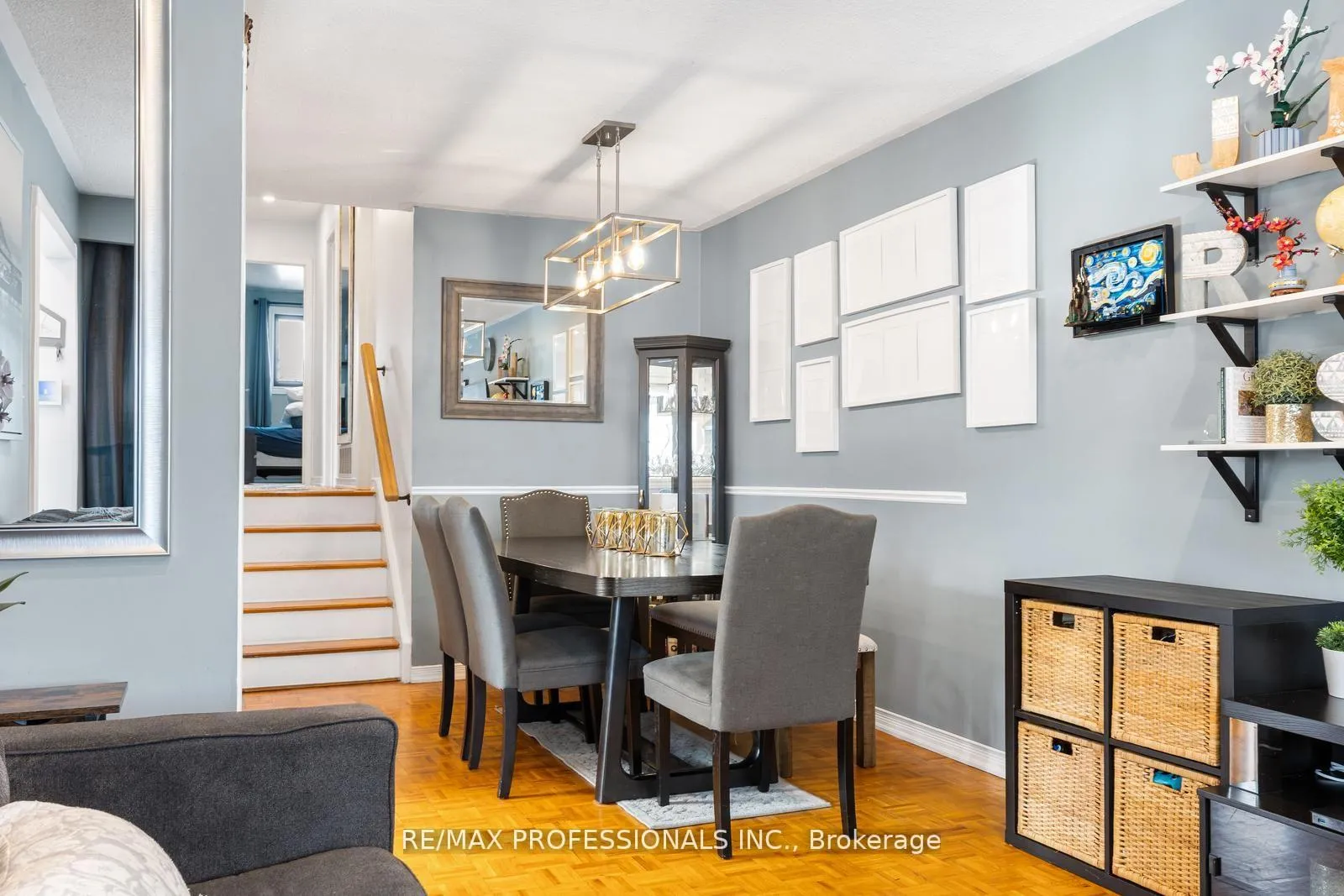 Photo 6 of 7656 Priory Crescent, Mississauga, Malton — HOMEH