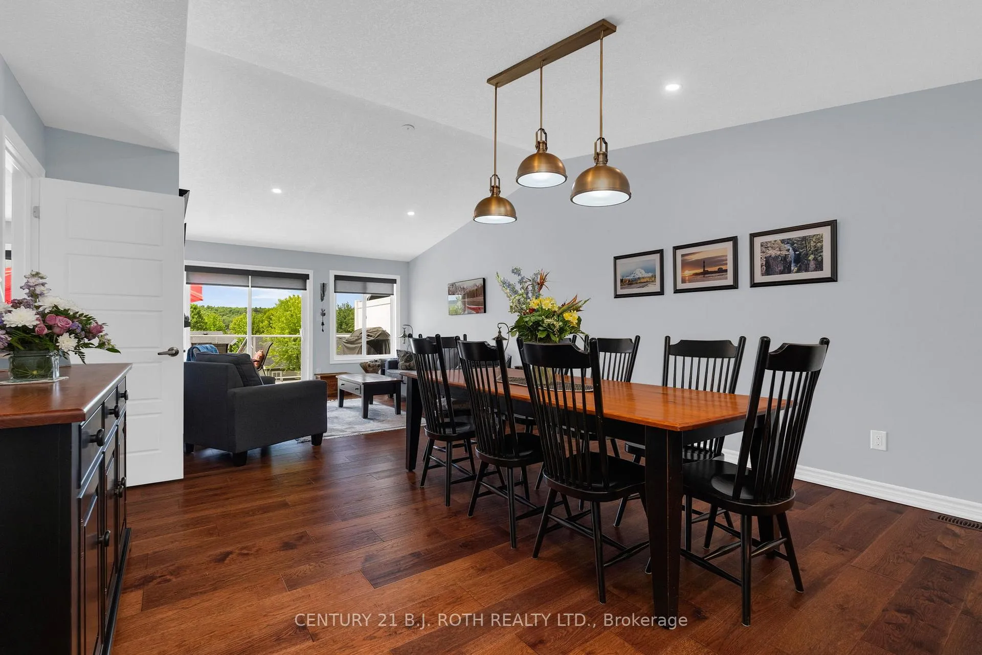 Photo 8 of 34 Chamberlain Crescent, Penetanguishene — HOMEH