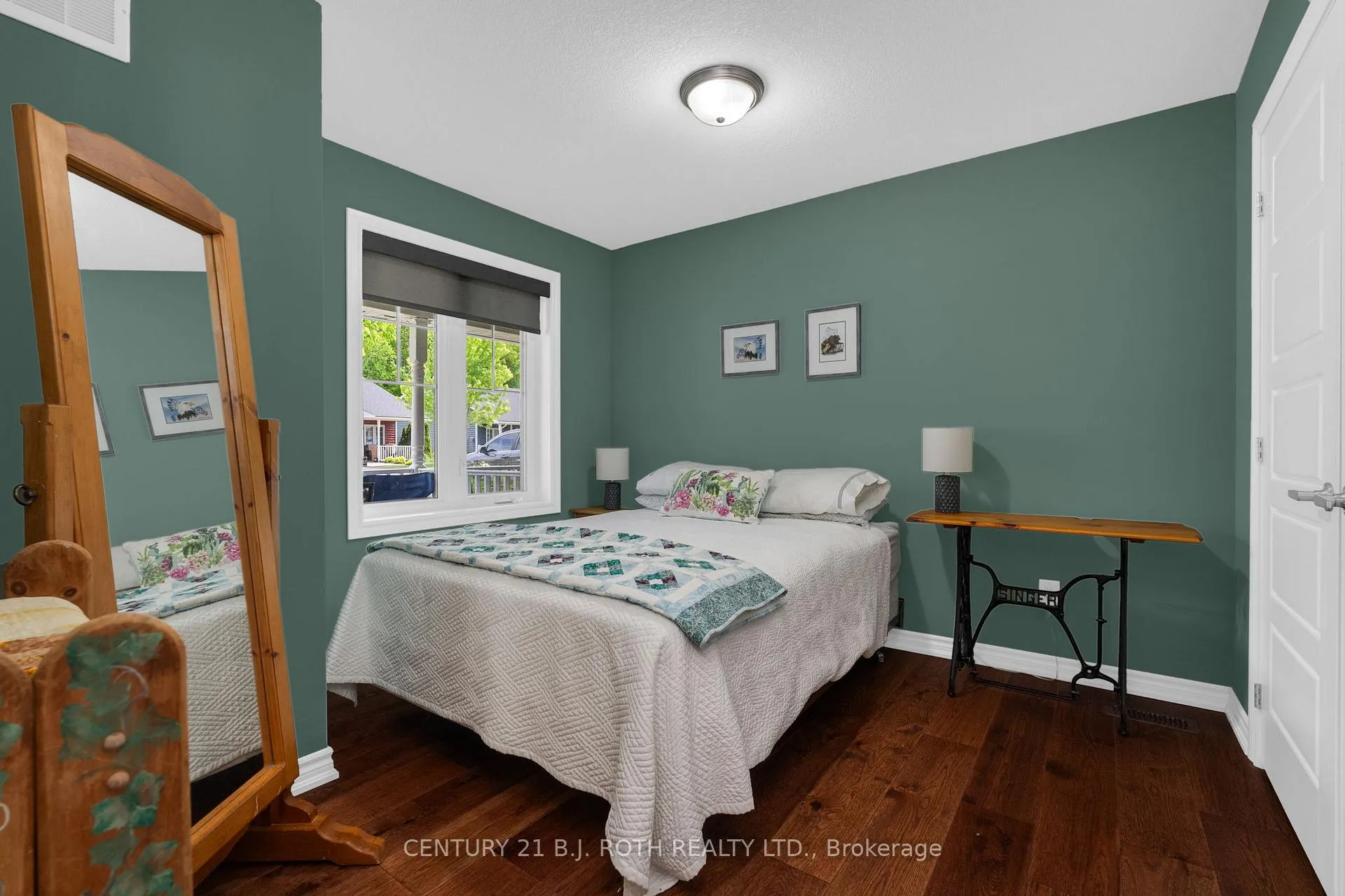Photo 16 of 34 Chamberlain Crescent, Penetanguishene — HOMEH