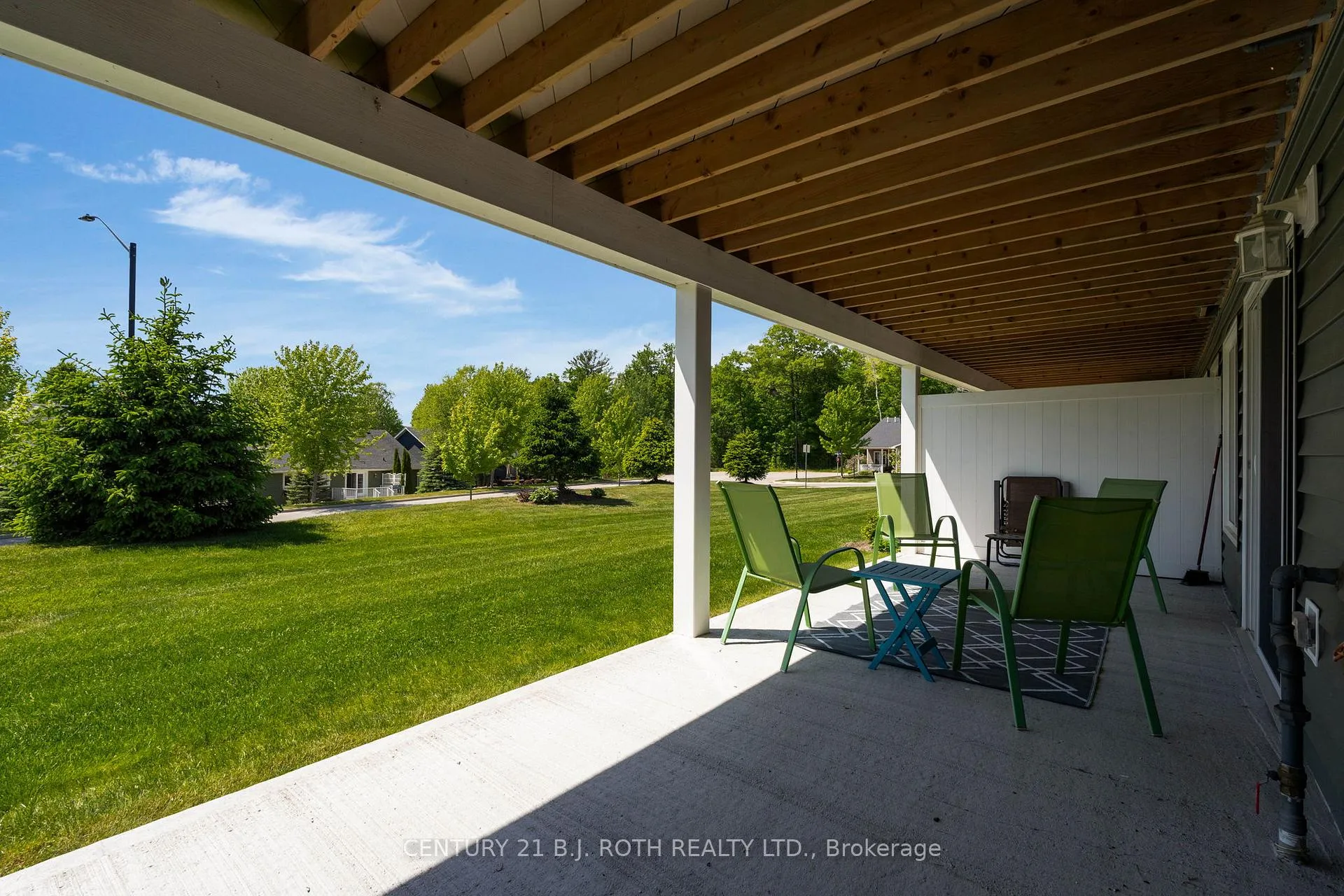 Photo 28 of 34 Chamberlain Crescent, Penetanguishene — HOMEH