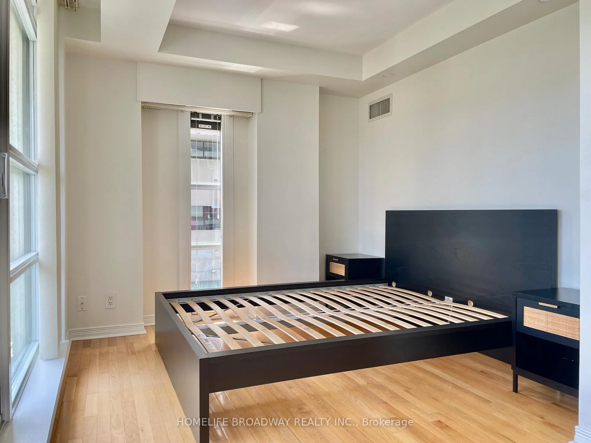 Photo 4 of Unit 715, 736 Spadina Avenue, Toronto, University — HOMEH
