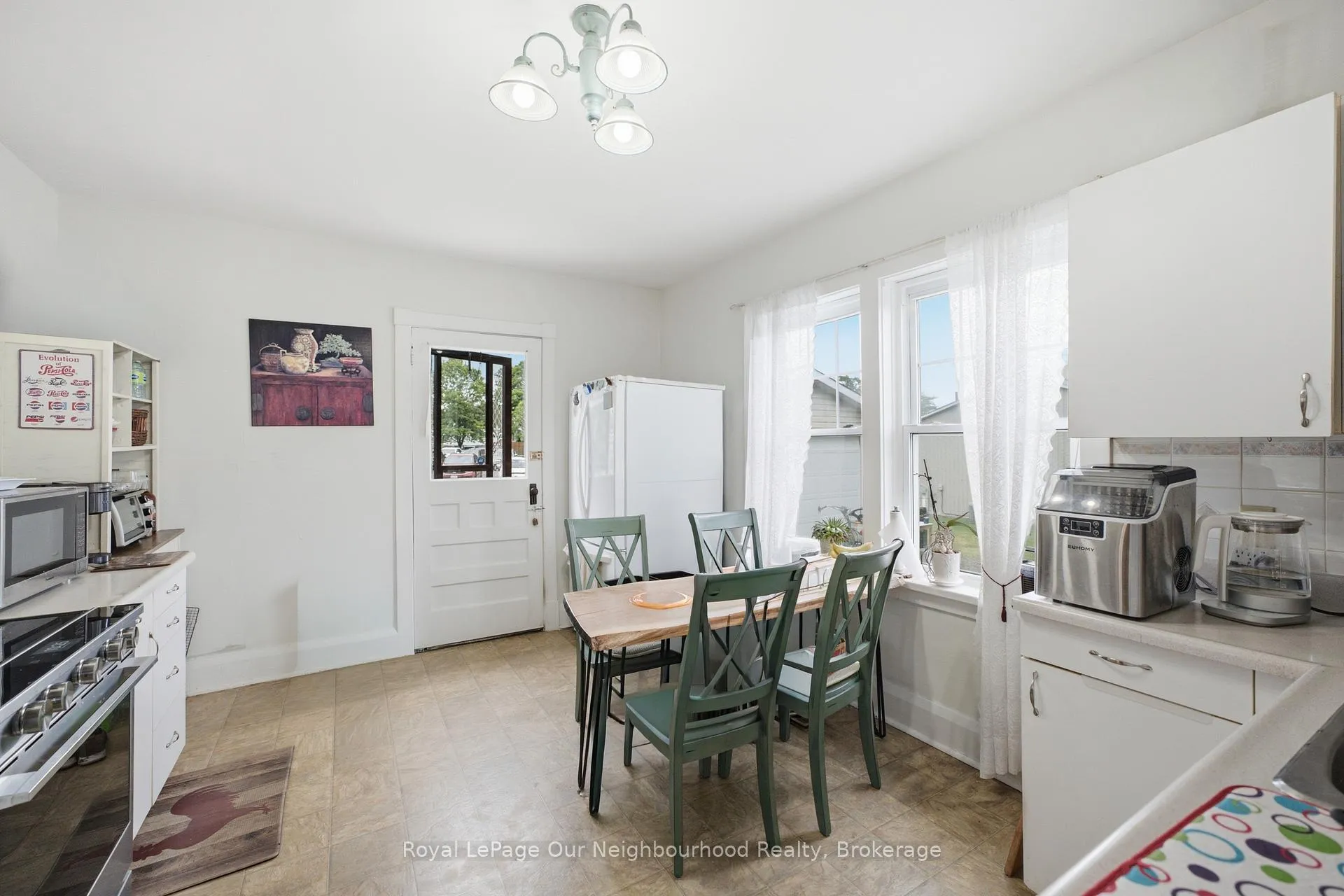 Photo 8 of 107 Toronto Road, Port Hope — HOMEH