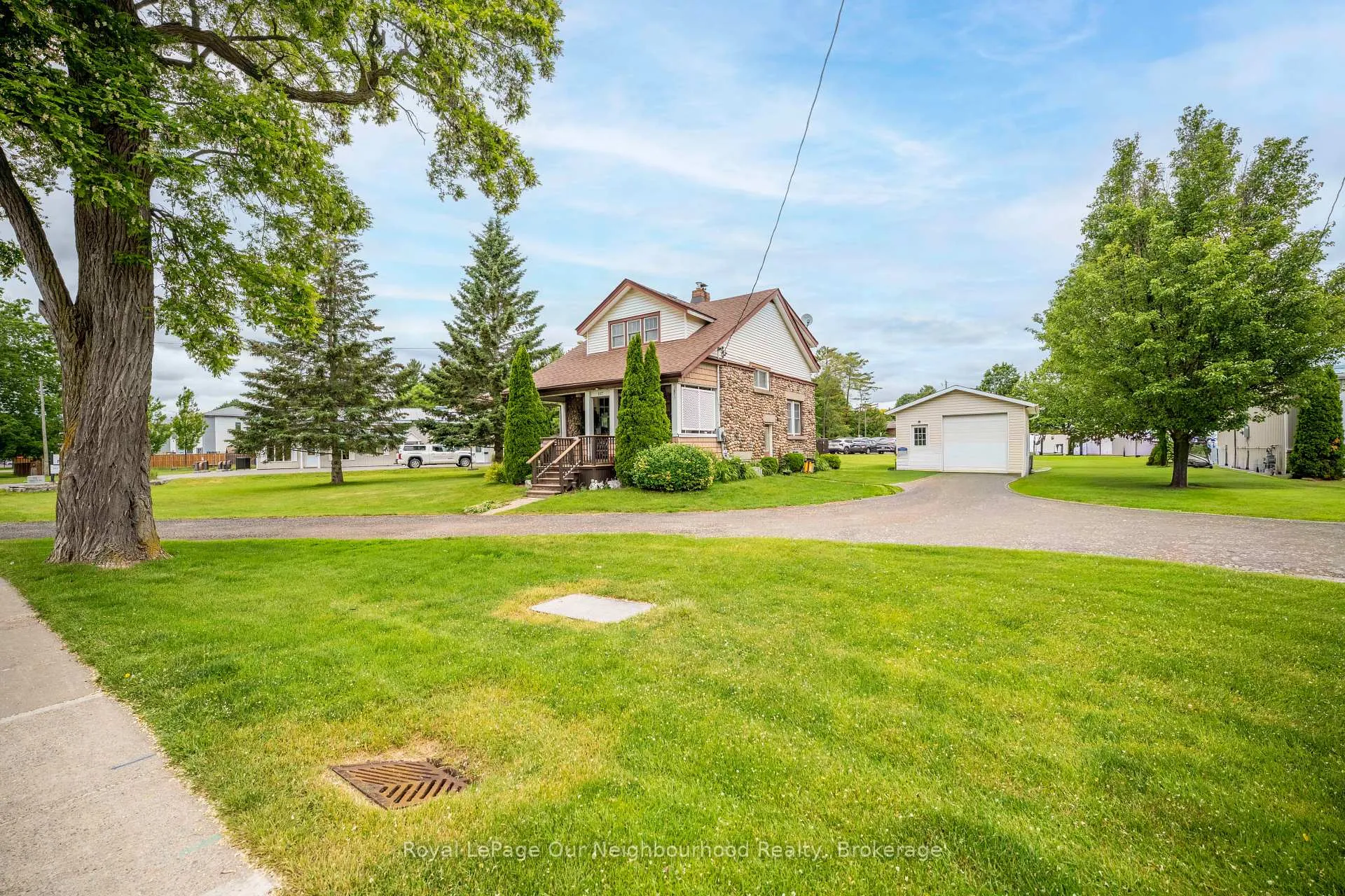 Photo 15 of 107 Toronto Road, Port Hope — HOMEH