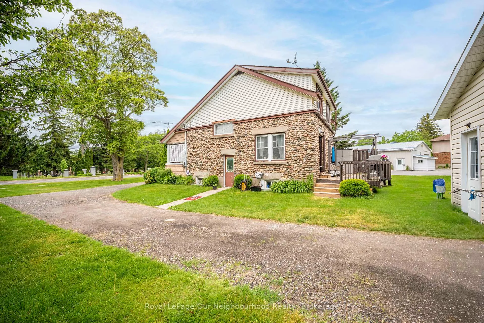 Photo 17 of 107 Toronto Road, Port Hope — HOMEH