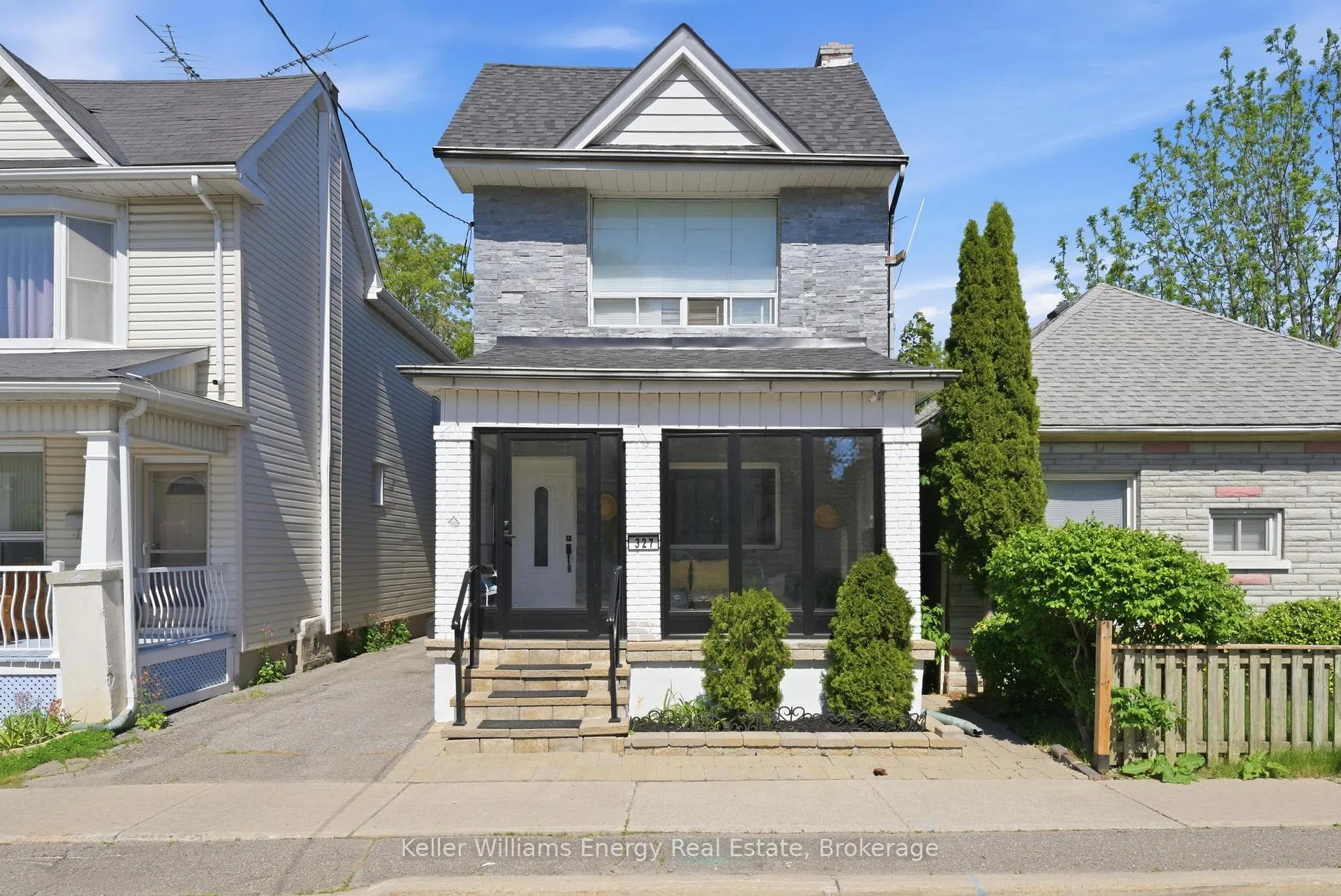 Photo 2 of 327 Albert Street, Oshawa, Central — HOMEH