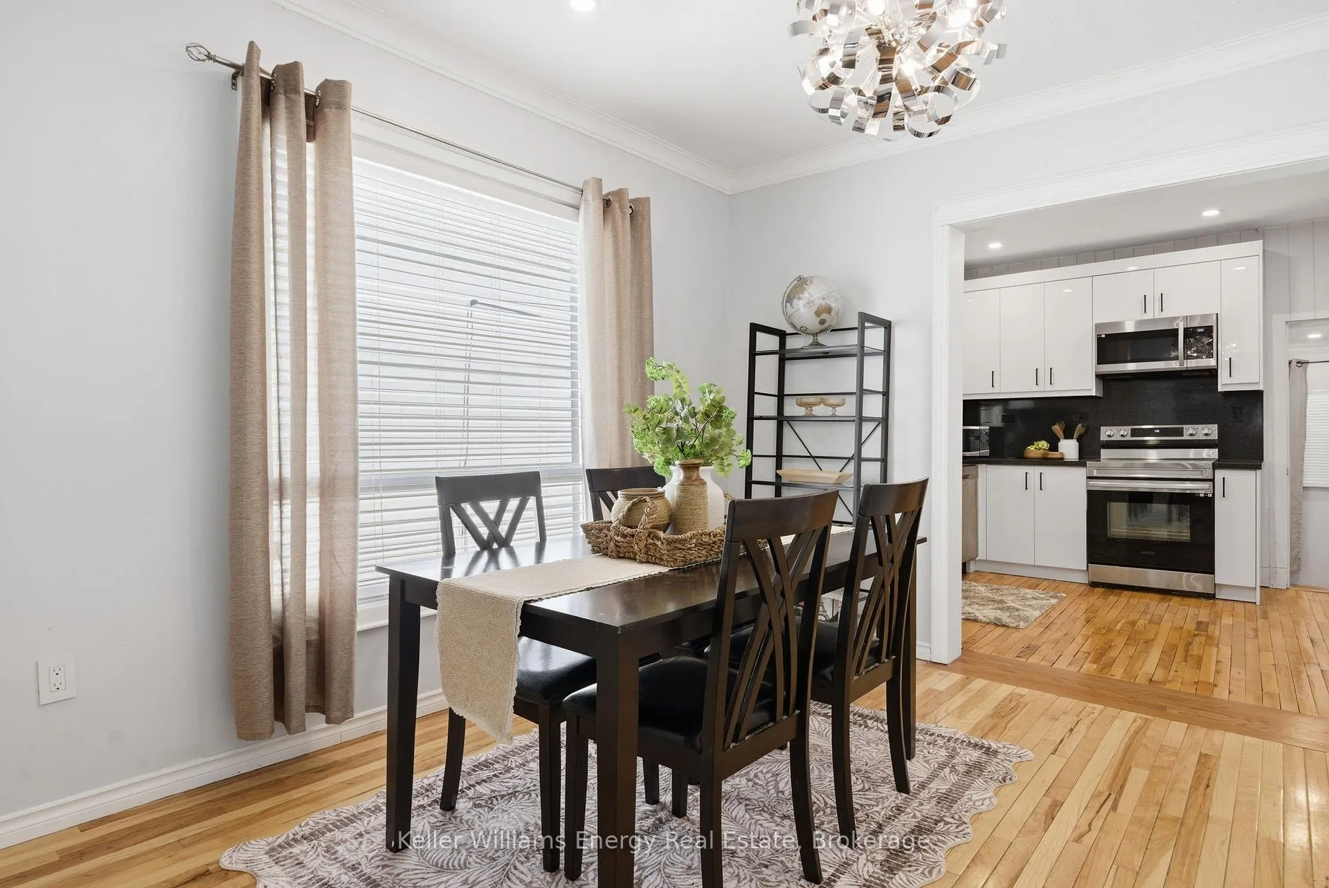 Photo 10 of 327 Albert Street, Oshawa, Central — HOMEH