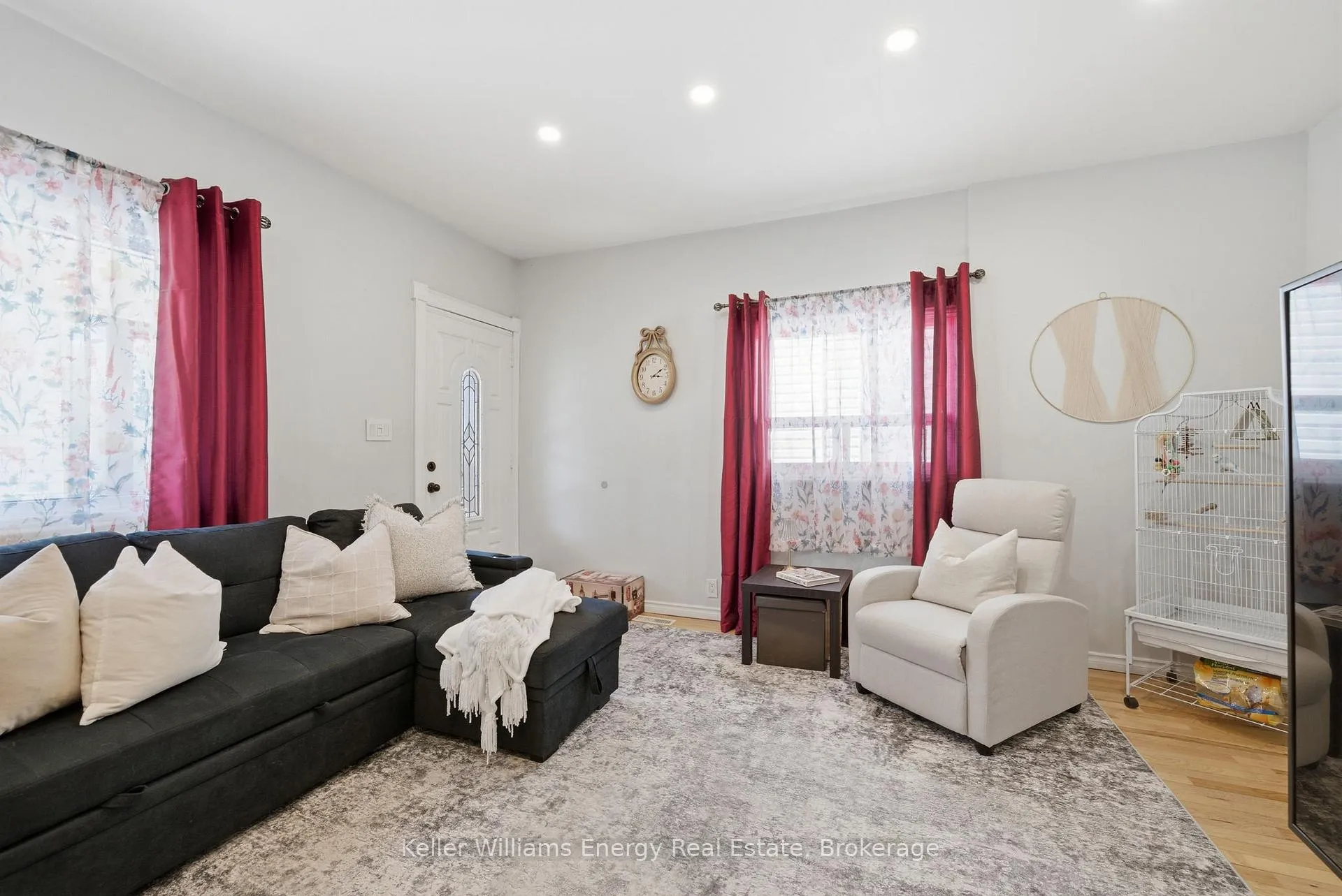 Photo 15 of 327 Albert Street, Oshawa, Central — HOMEH