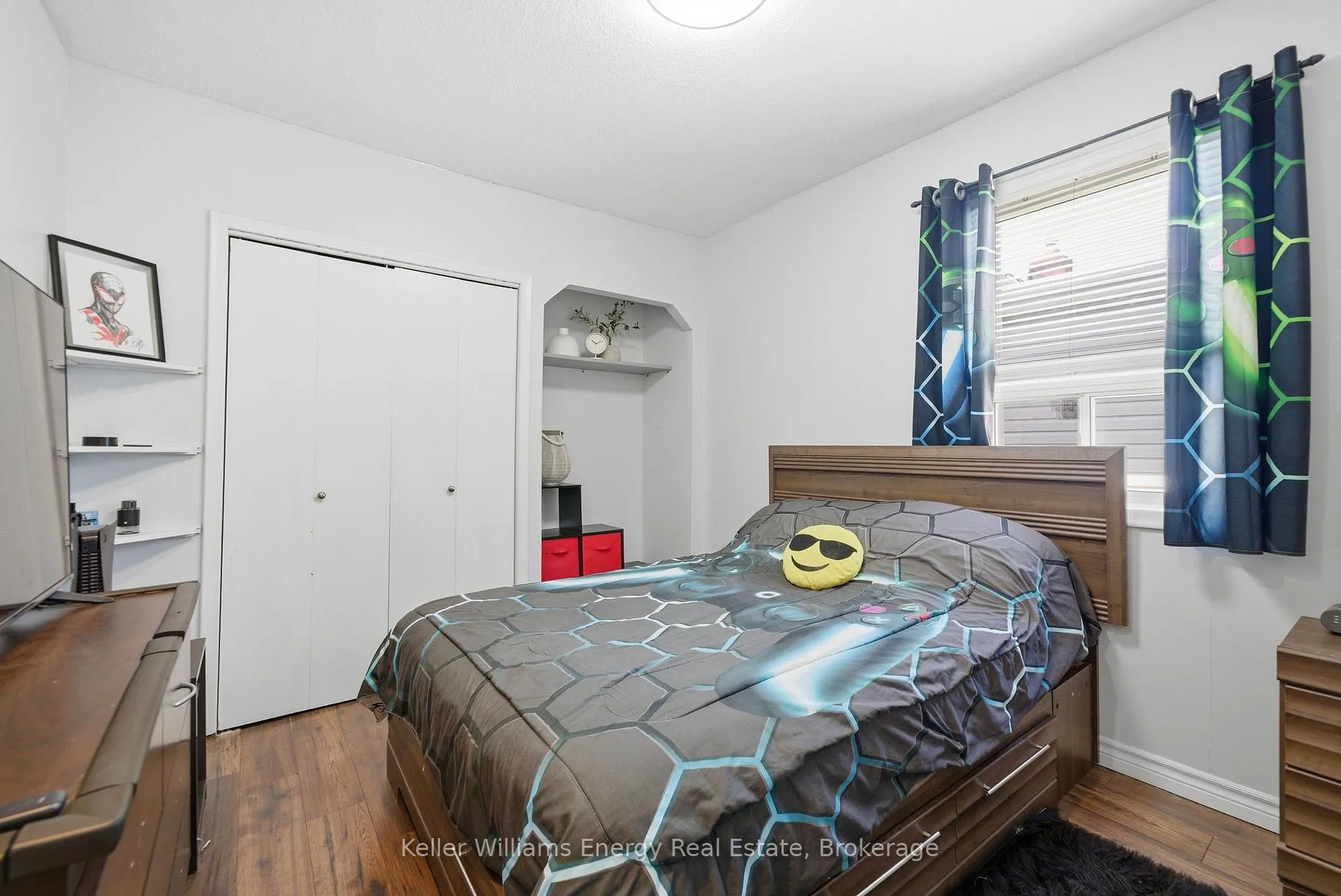 Photo 21 of 327 Albert Street, Oshawa, Central — HOMEH