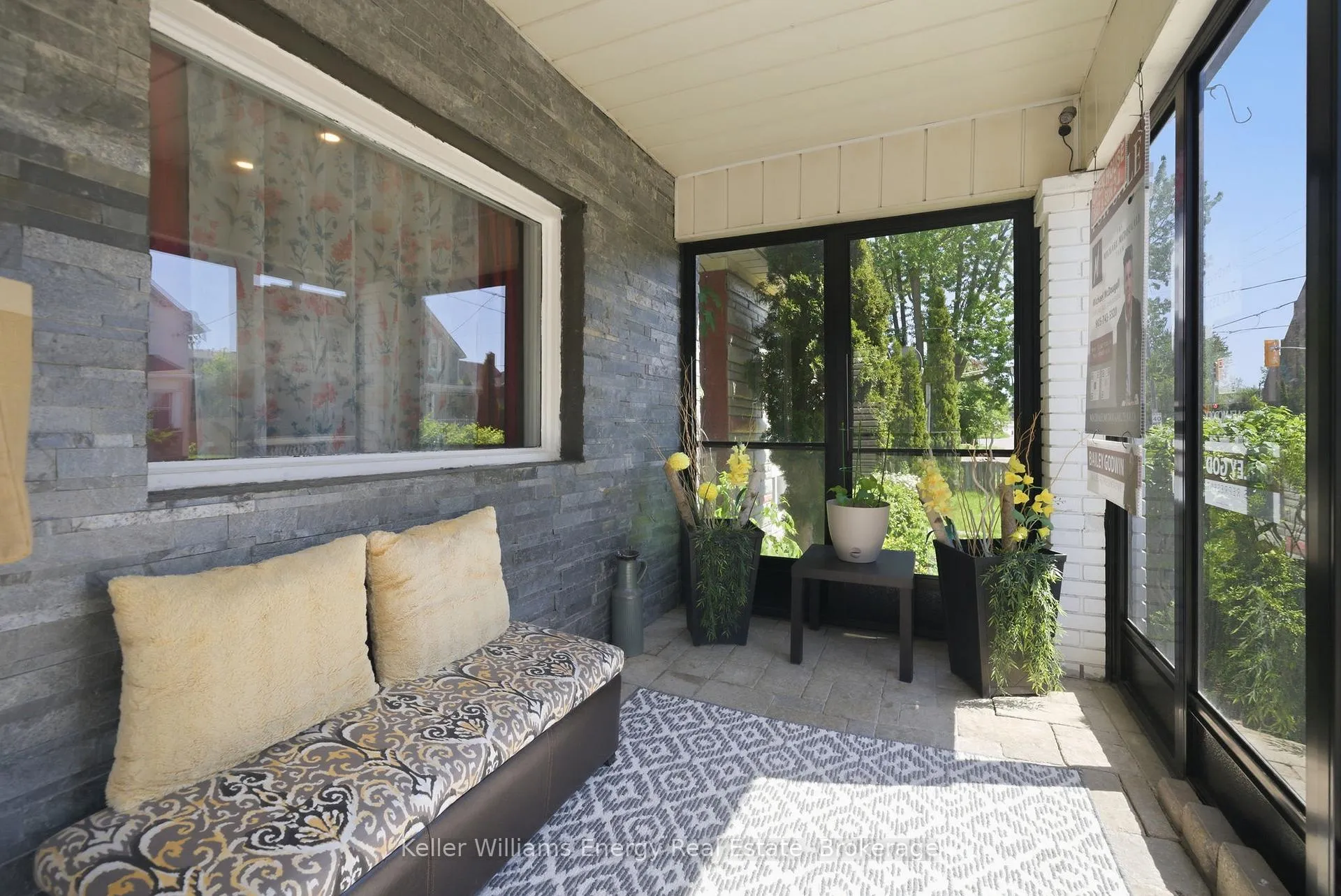 Photo 31 of 327 Albert Street, Oshawa, Central — HOMEH