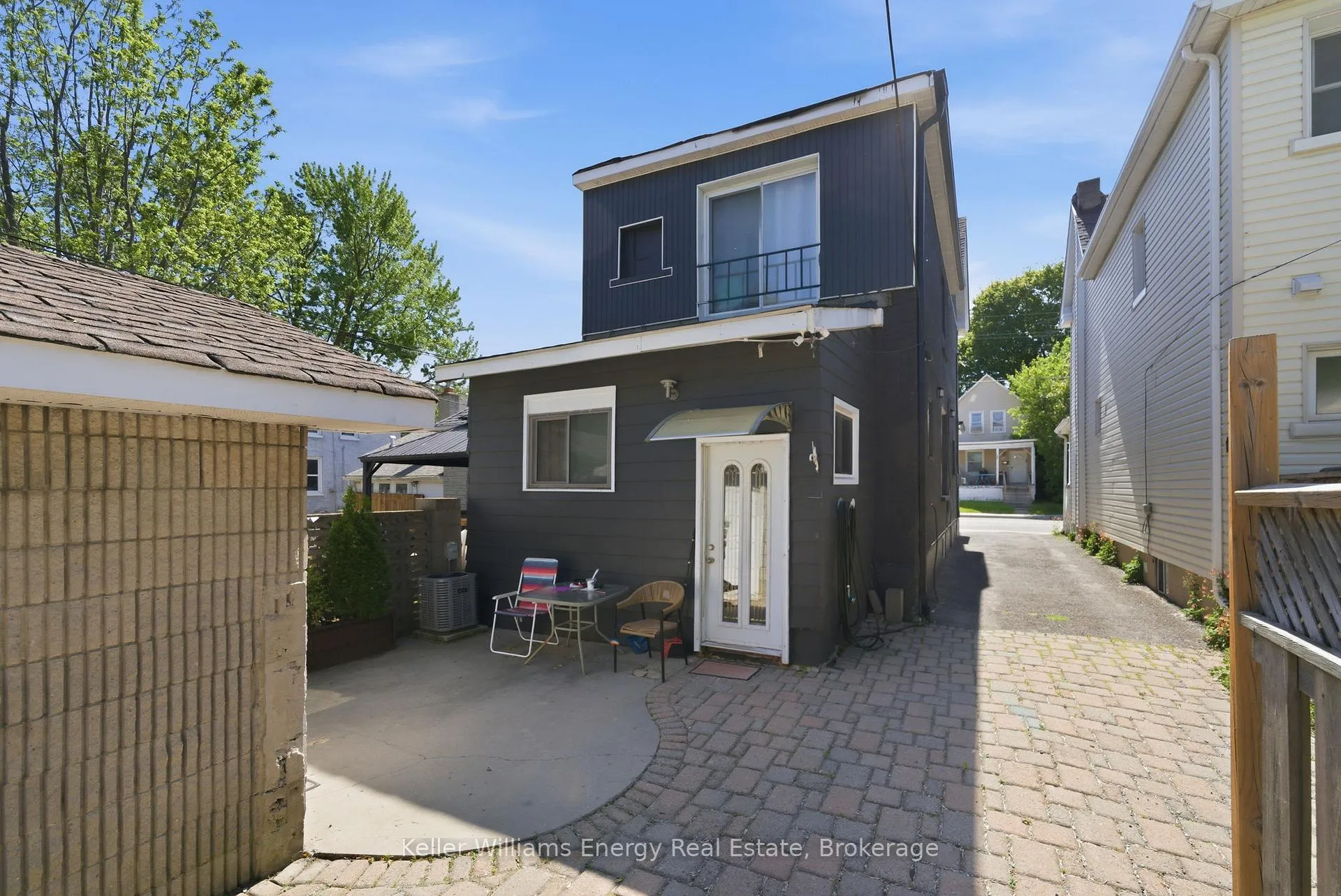 Photo 35 of 327 Albert Street, Oshawa, Central — HOMEH