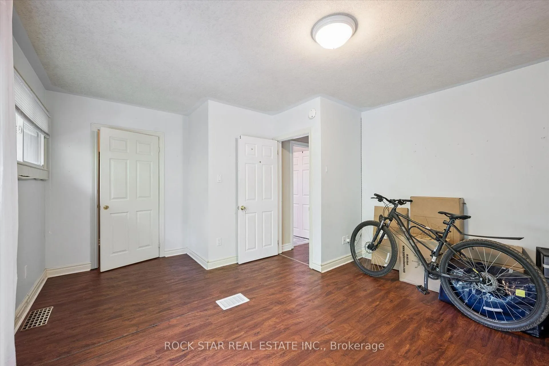 Photo 17 of 16 Beaucourt Place, Hamilton, Ainslie Wood — HOMEH