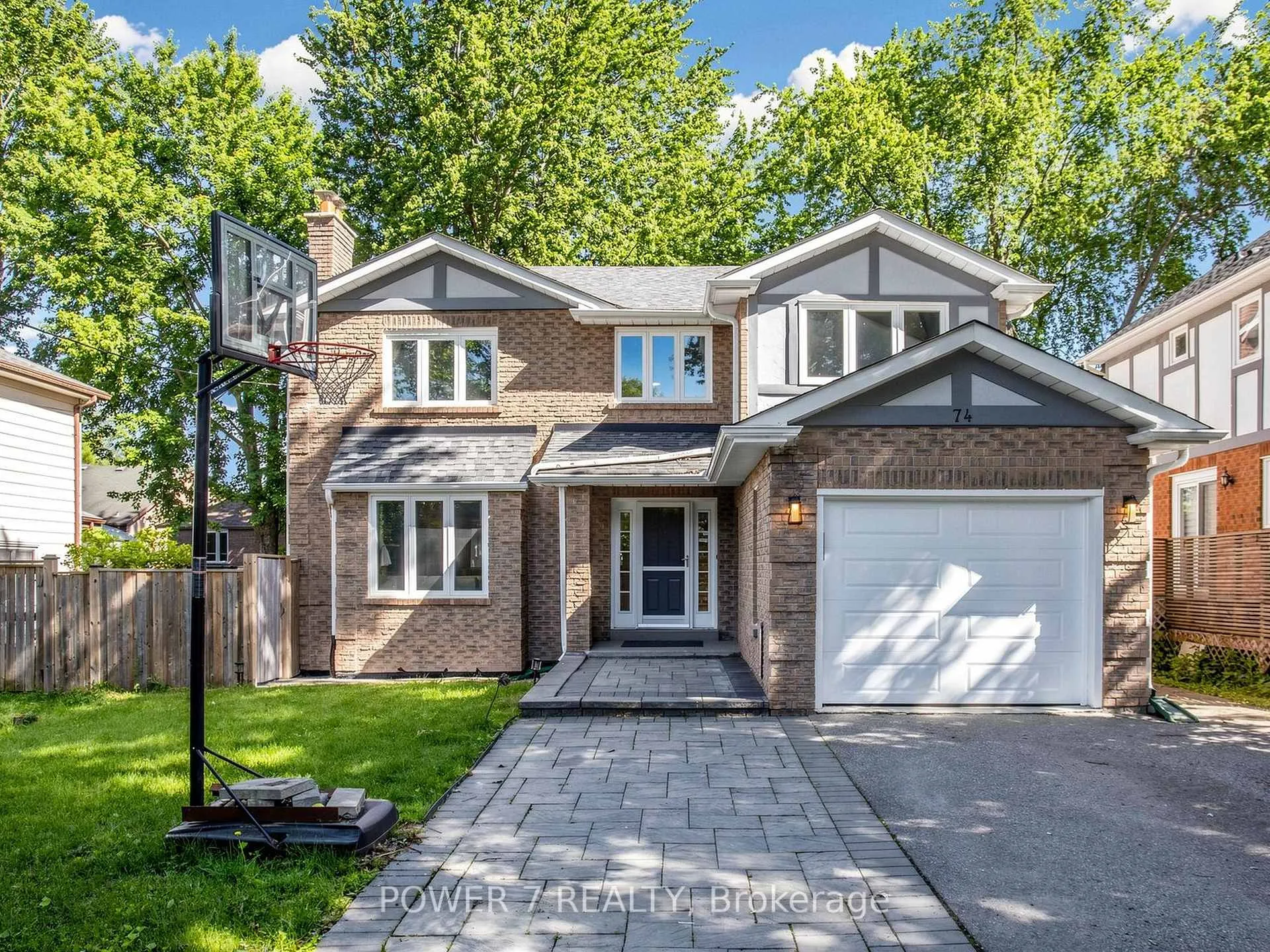 Photo 1 of 74 Sylvan Crescent, Richmond Hill, Oak Ridges Lake Wilcox — HOMEH