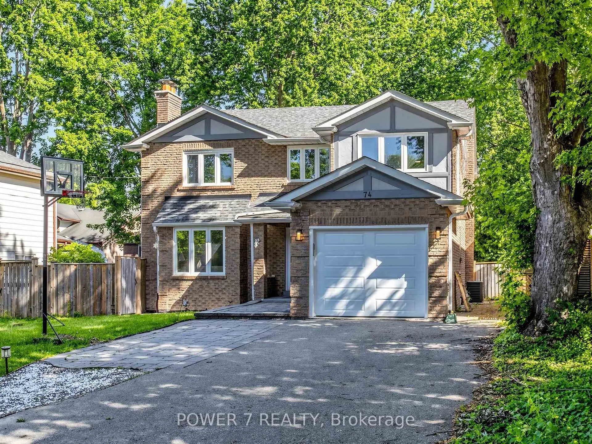 Photo 2 of 74 Sylvan Crescent, Richmond Hill, Oak Ridges Lake Wilcox — HOMEH