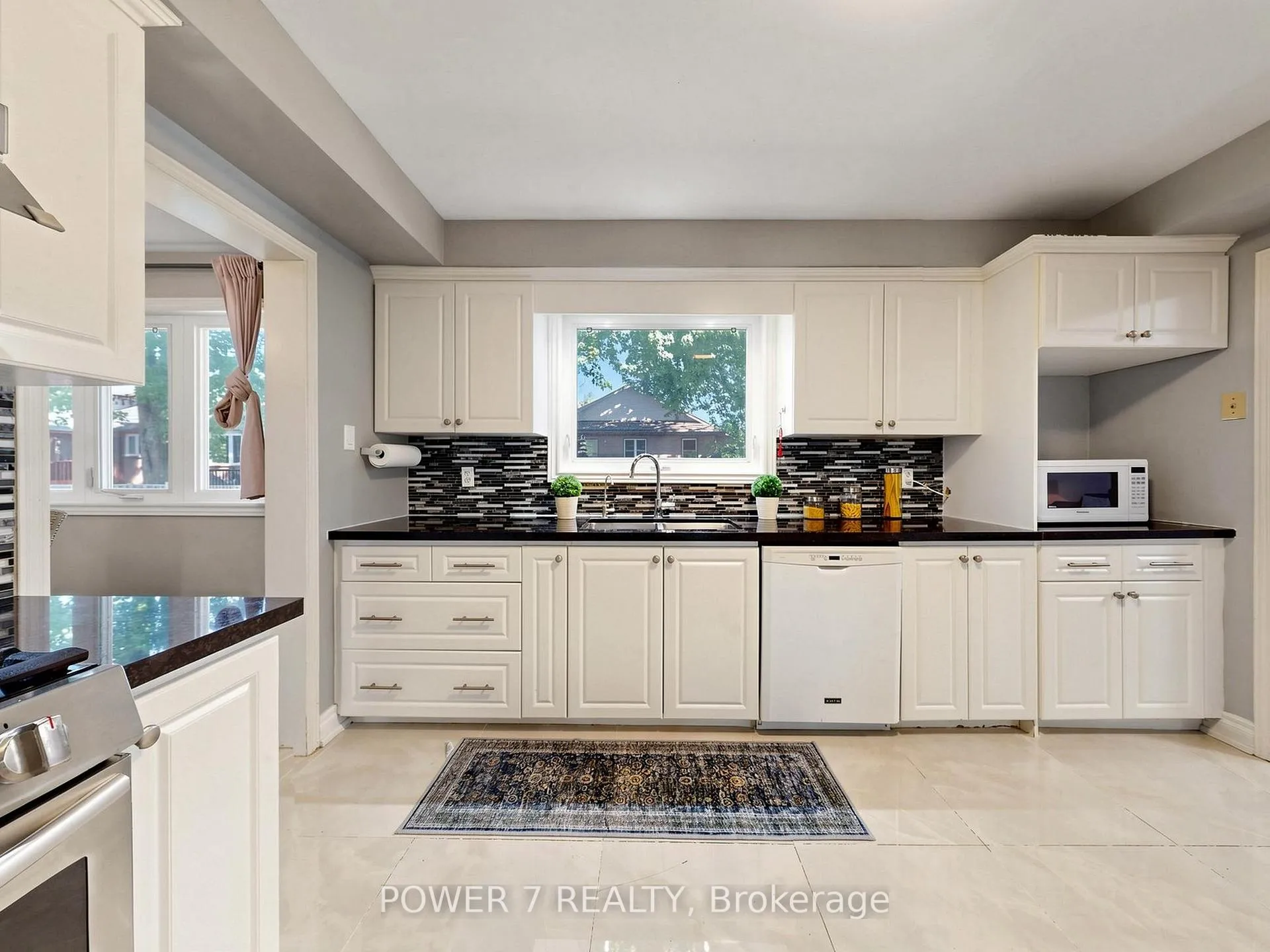 Photo 21 of 74 Sylvan Crescent, Richmond Hill, Oak Ridges Lake Wilcox — HOMEH