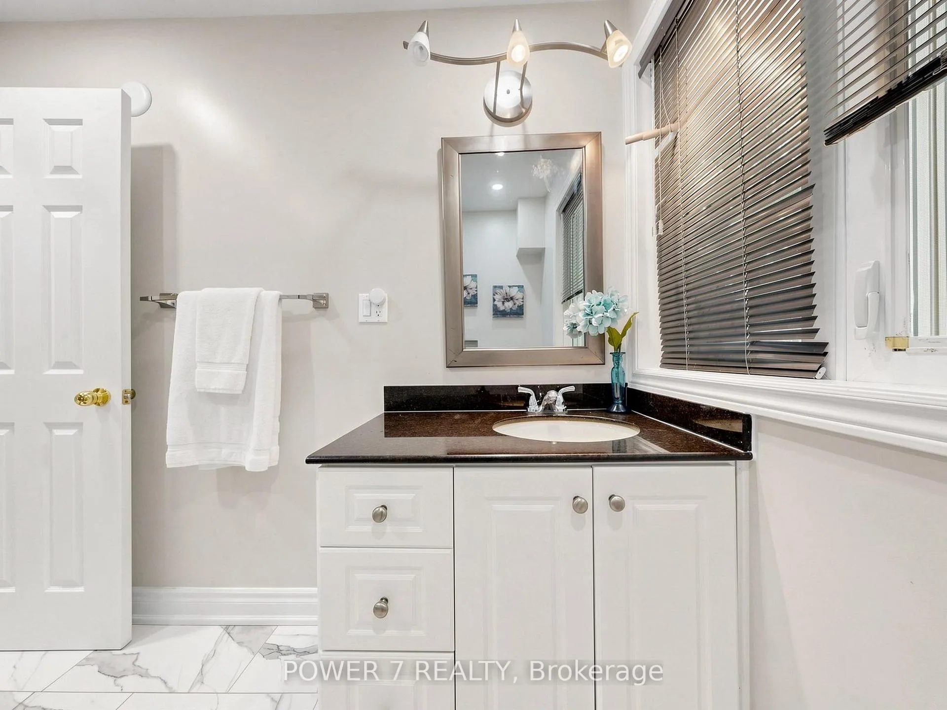 Photo 34 of 74 Sylvan Crescent, Richmond Hill, Oak Ridges Lake Wilcox — HOMEH