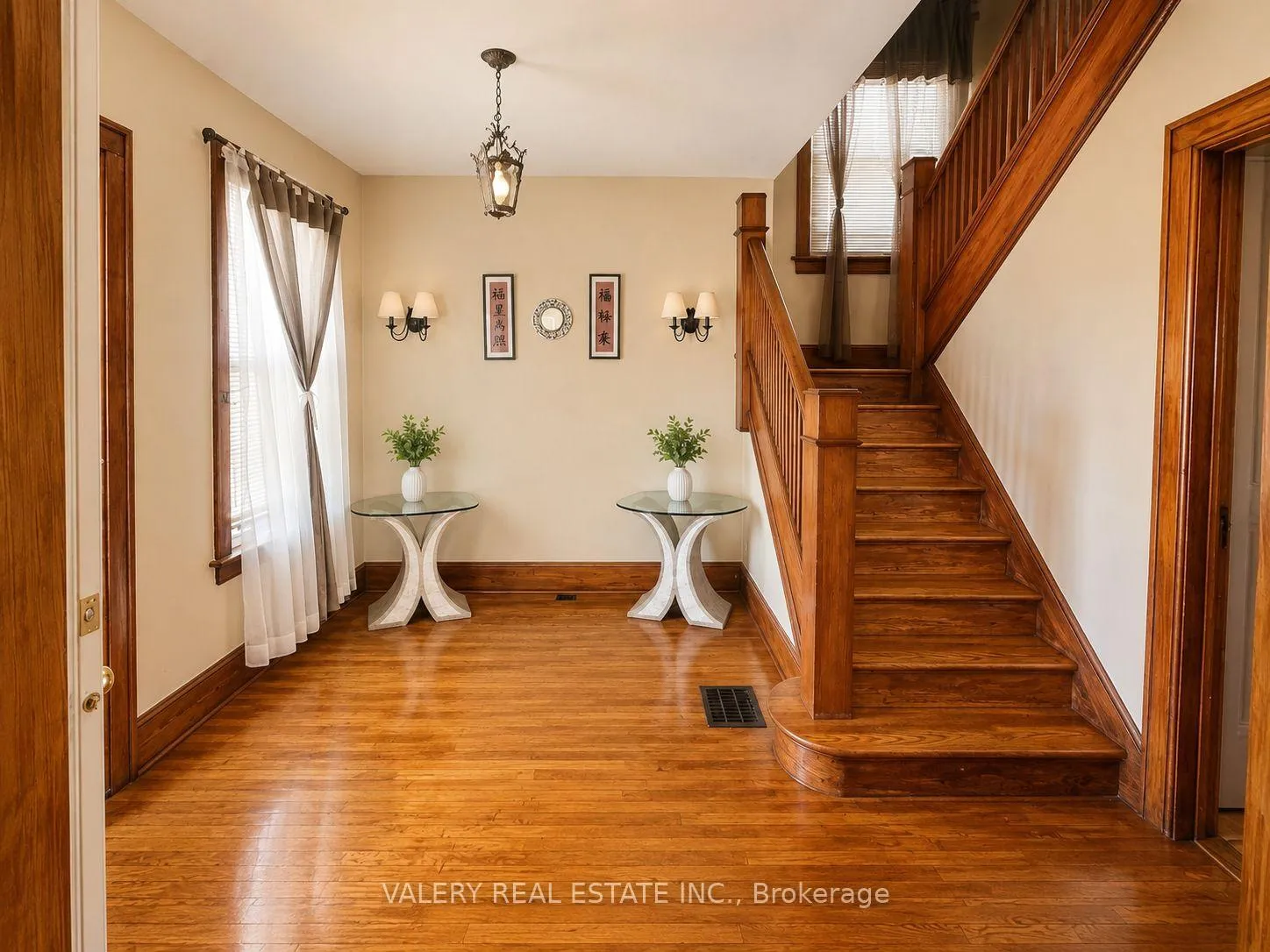 Photo 8 of 1058 Moy Ave, Windsor — HOMEH