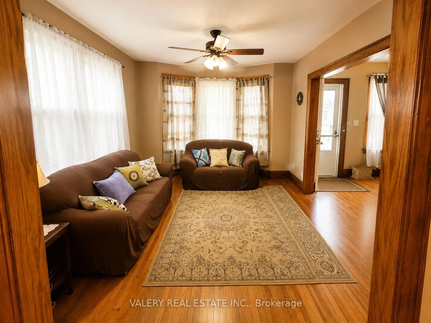 Photo 9 of 1058 Moy Ave, Windsor — HOMEH