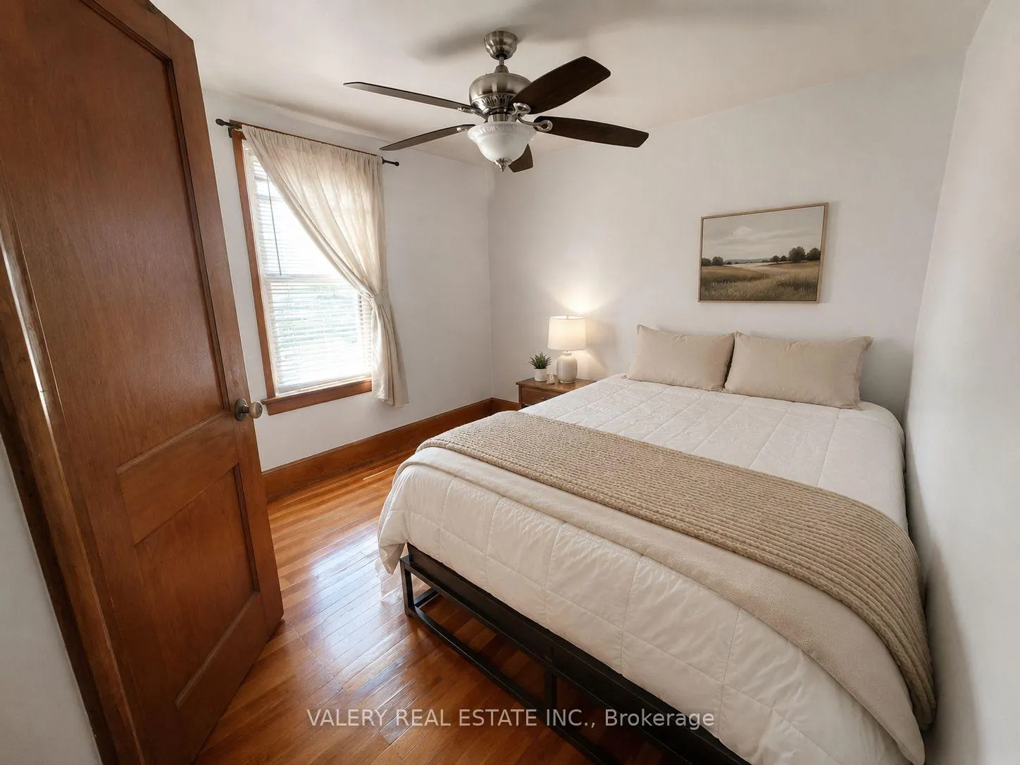 Photo 13 of 1058 Moy Ave, Windsor — HOMEH