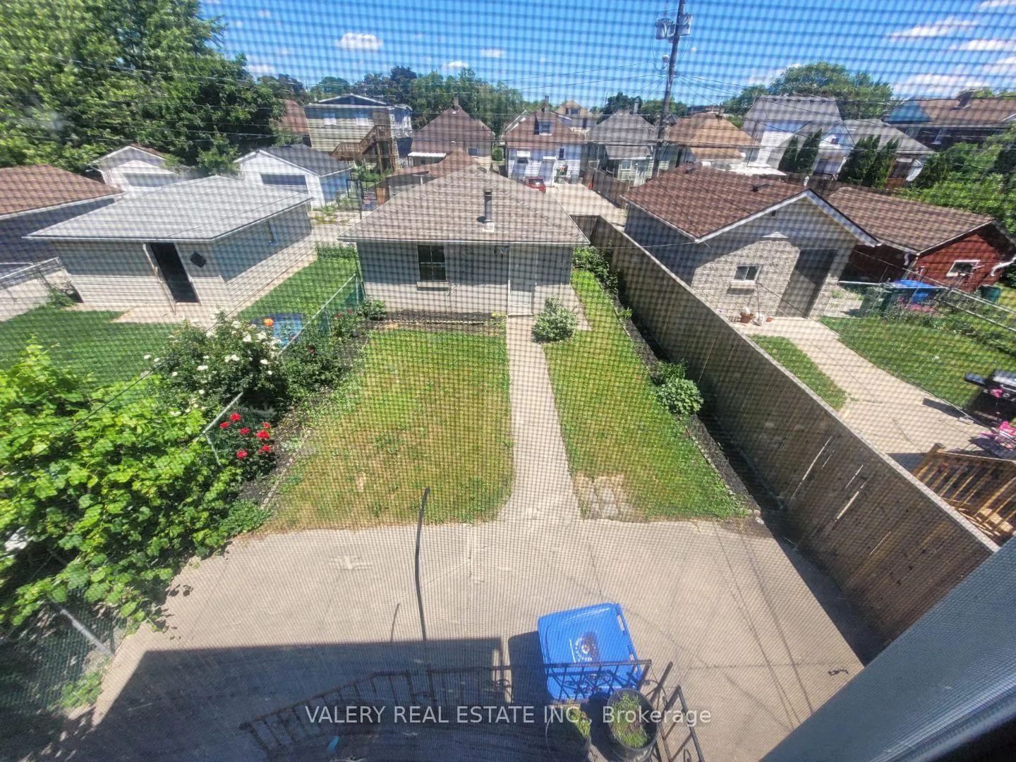 Photo 25 of 1058 Moy Ave, Windsor — HOMEH