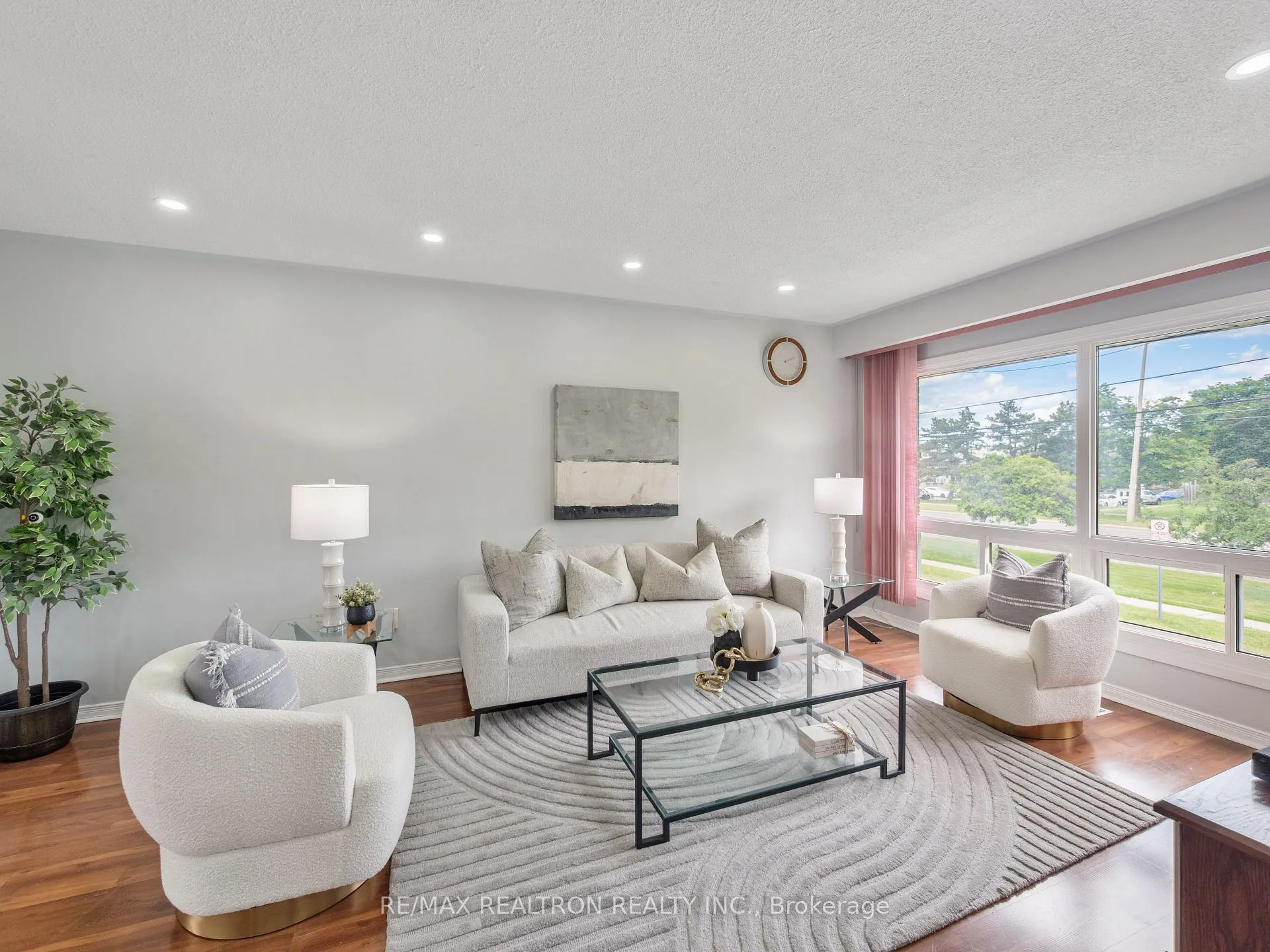 Photo 2 of Unit 37, 7500 Goreway Drive, Mississauga, Malton — HOMEH