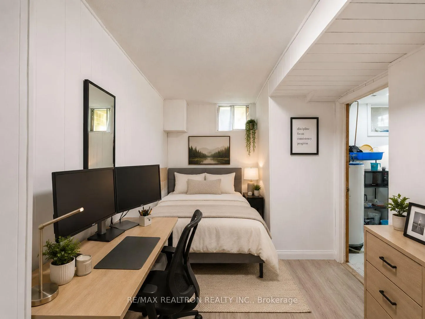 Photo 17 of Unit 37, 7500 Goreway Drive, Mississauga, Malton — HOMEH