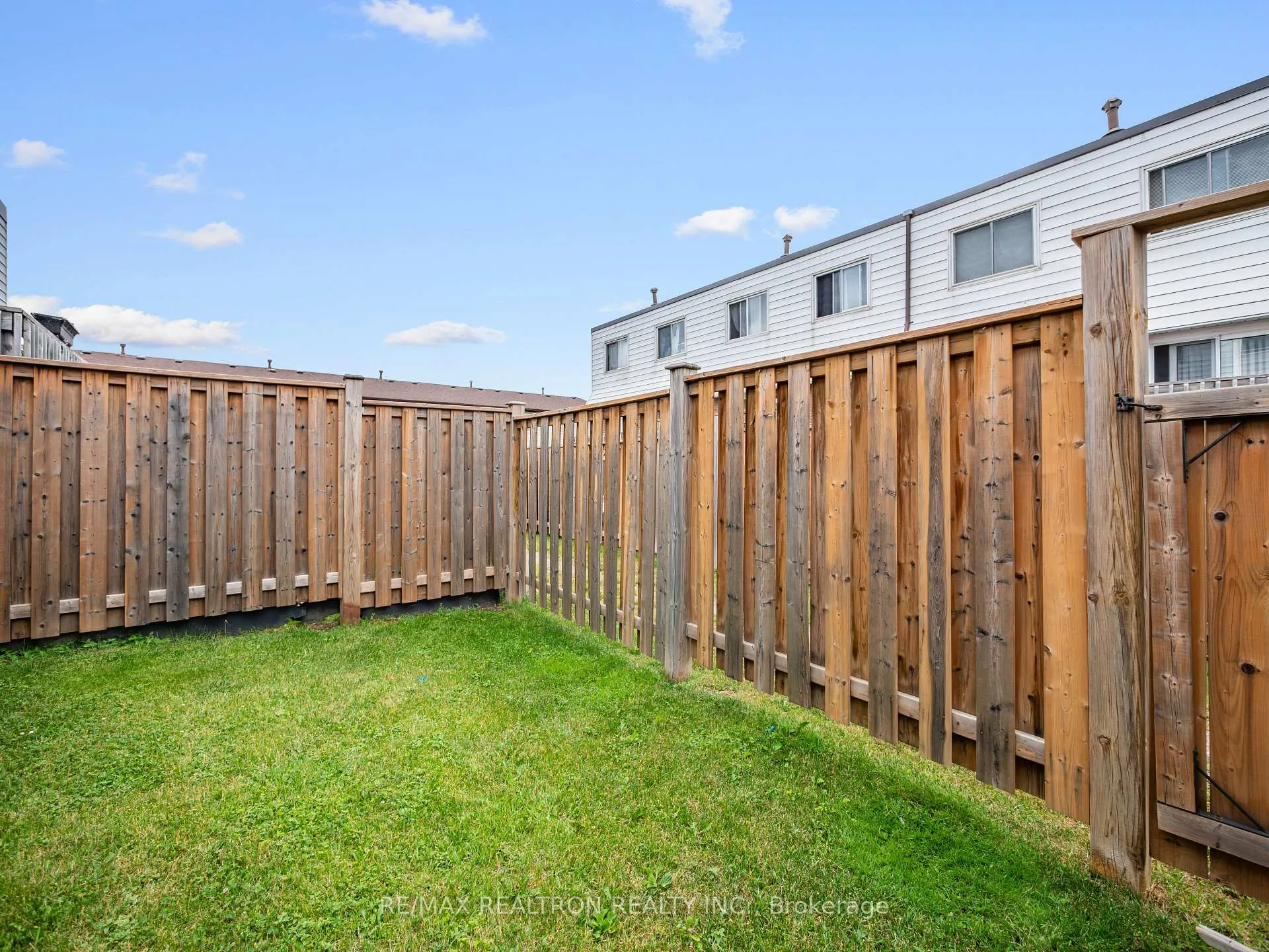 Photo 20 of Unit 37, 7500 Goreway Drive, Mississauga, Malton — HOMEH