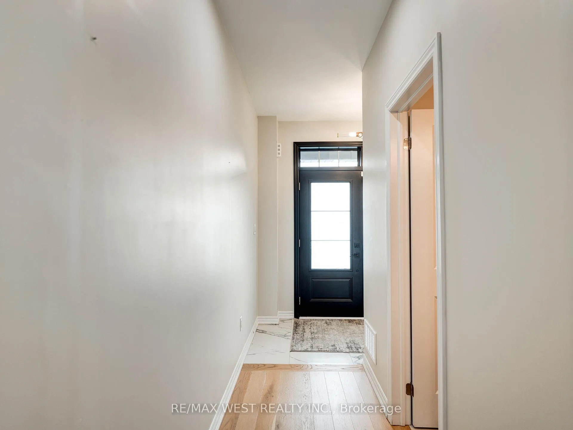 Photo 5 of 1525 Prentice Road, Innisfil, Rural Innisfil — HOMEH