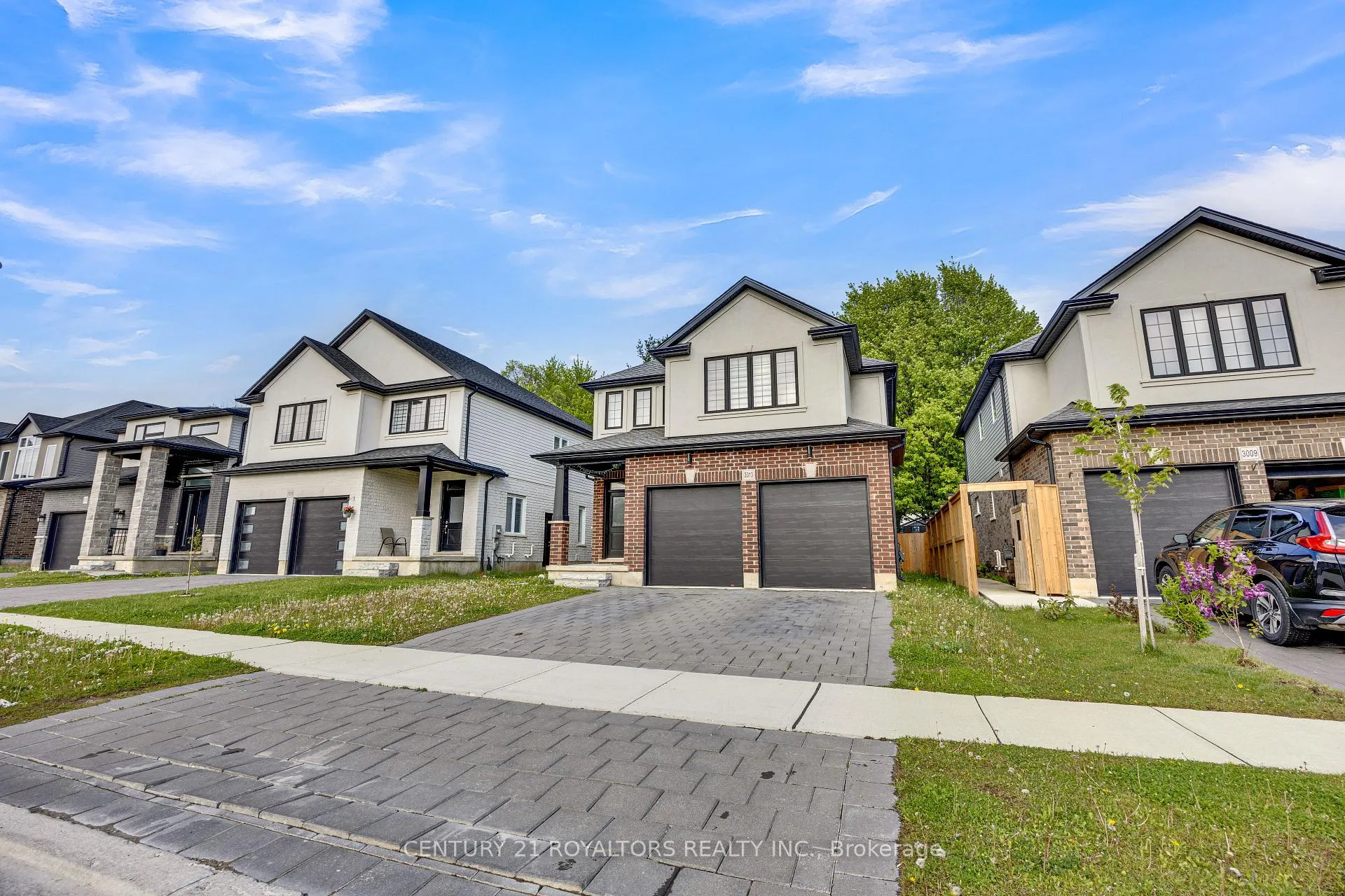 Photo 1 of 3013 Petty Road, London, South W — HOMEH
