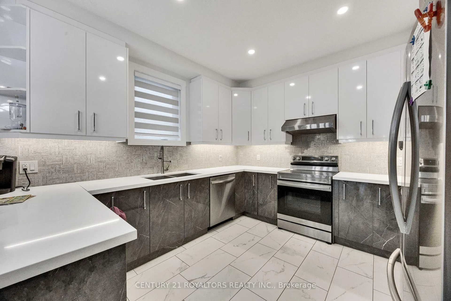 Photo 12 of 3013 Petty Road, London, South W — HOMEH