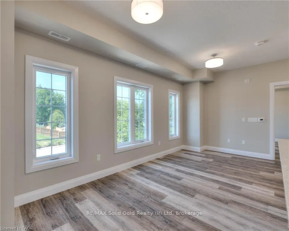 Photo 13 of Unit 5, 33 Murray Court, Perth East, Milverton — HOMEH