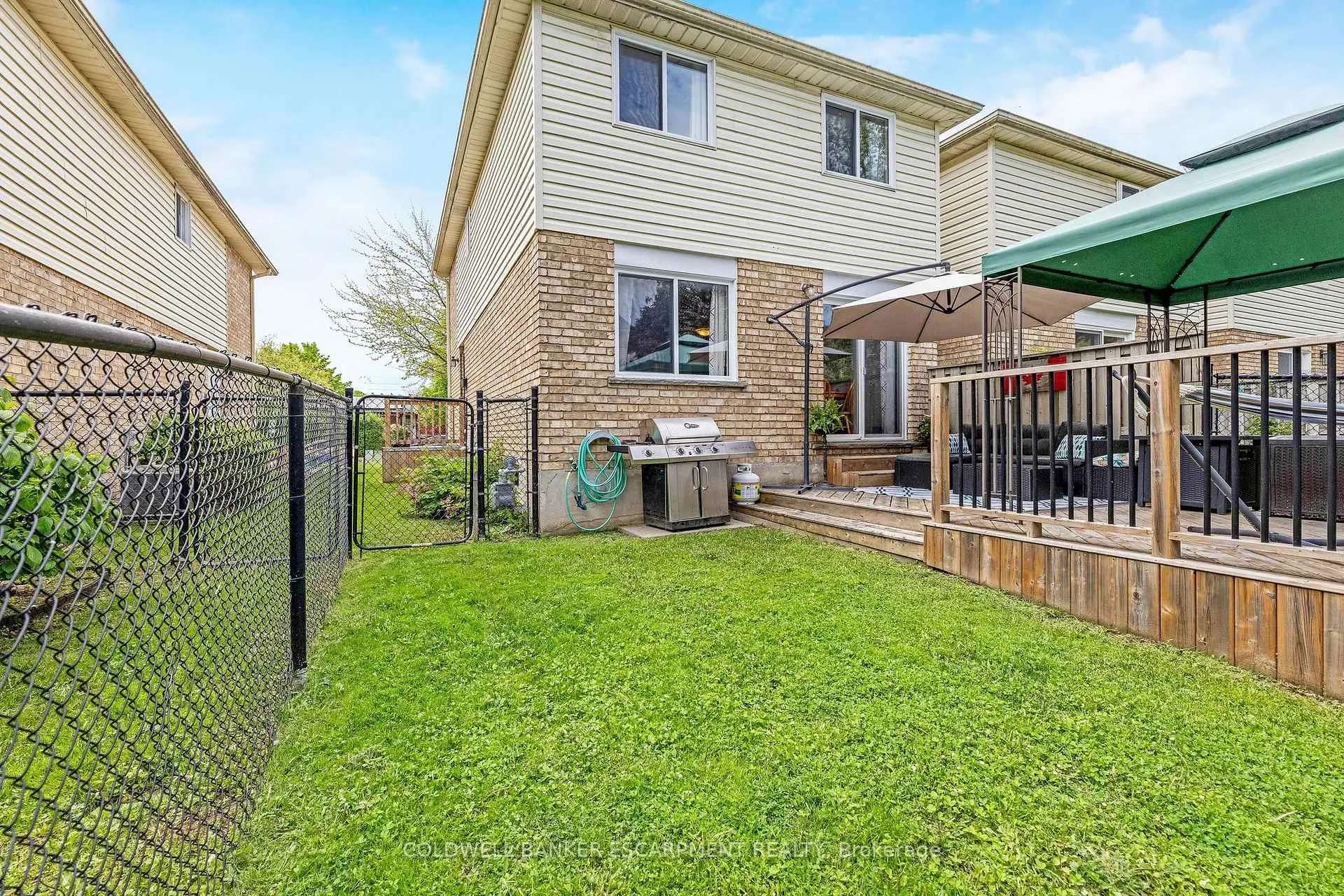 Photo 24 of 40 Danville Avenue, Halton Hills, Acton — HOMEH