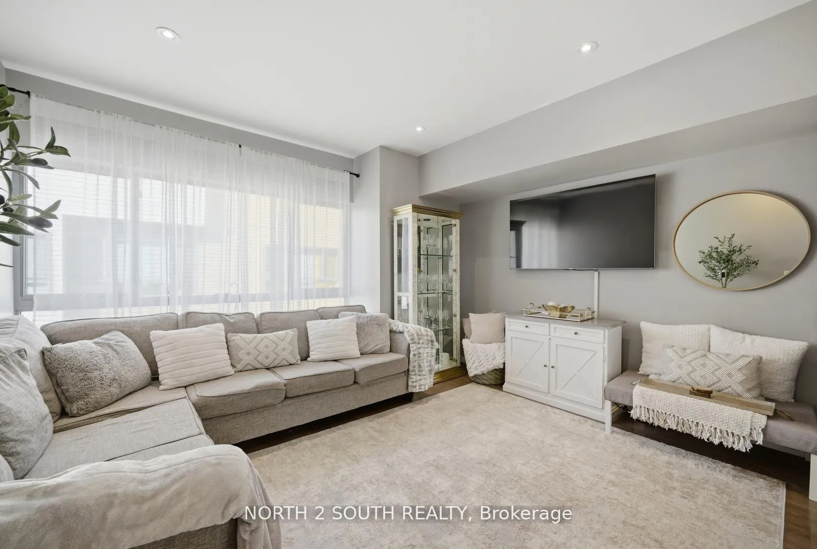 Photo 9 of Unit 48, 369 Essa Road, Barrie, Holly — HOMEH