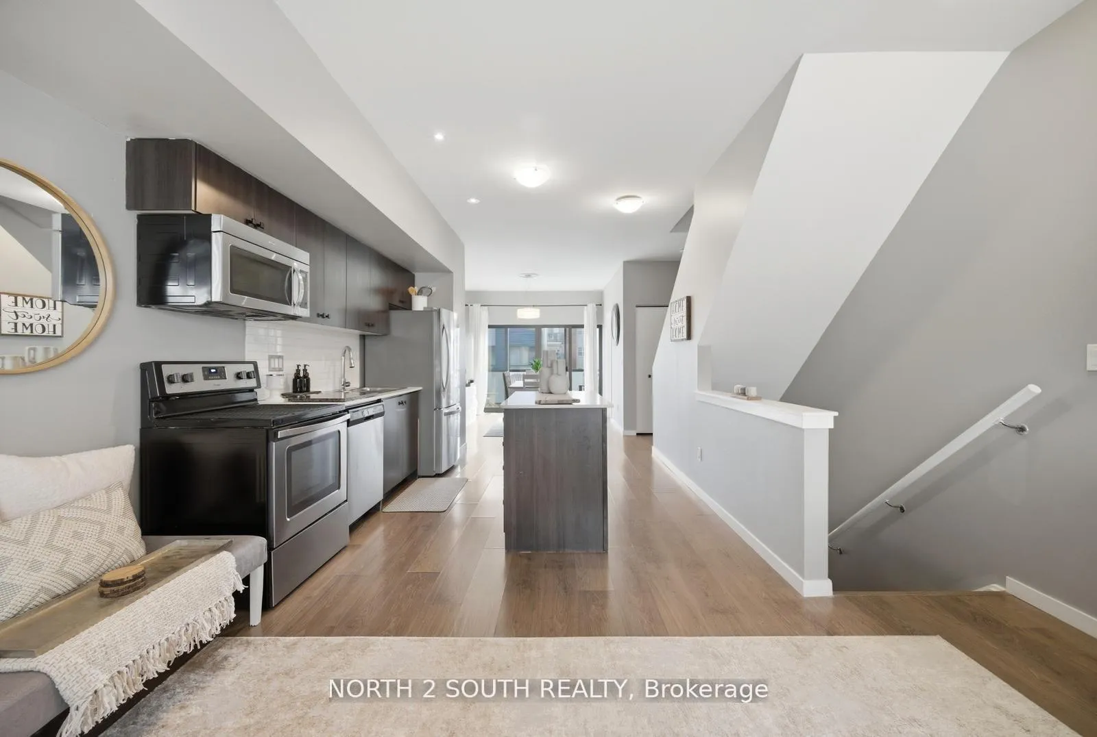 Photo 13 of Unit 48, 369 Essa Road, Barrie, Holly — HOMEH