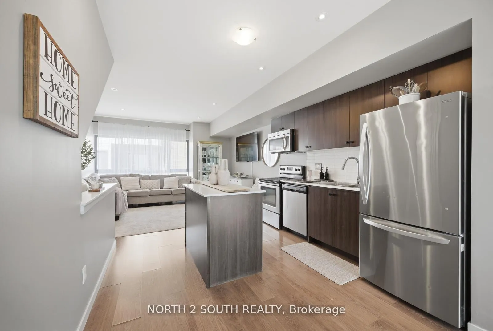 Photo 15 of Unit 48, 369 Essa Road, Barrie, Holly — HOMEH
