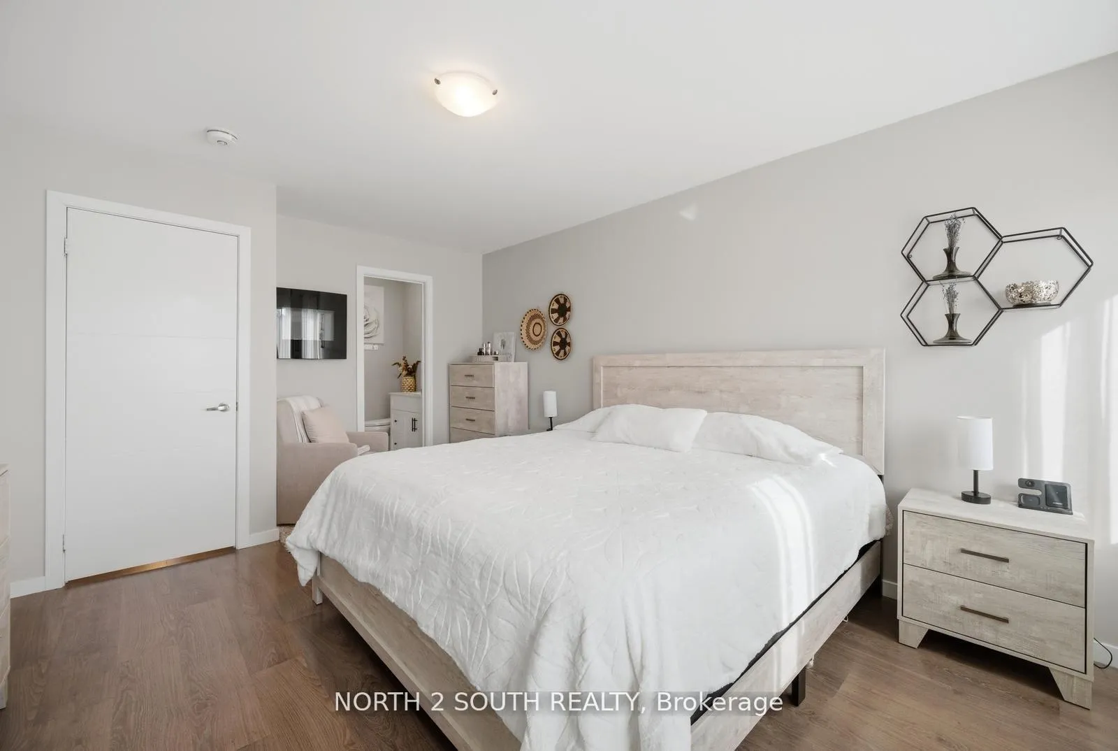 Photo 25 of Unit 48, 369 Essa Road, Barrie, Holly — HOMEH