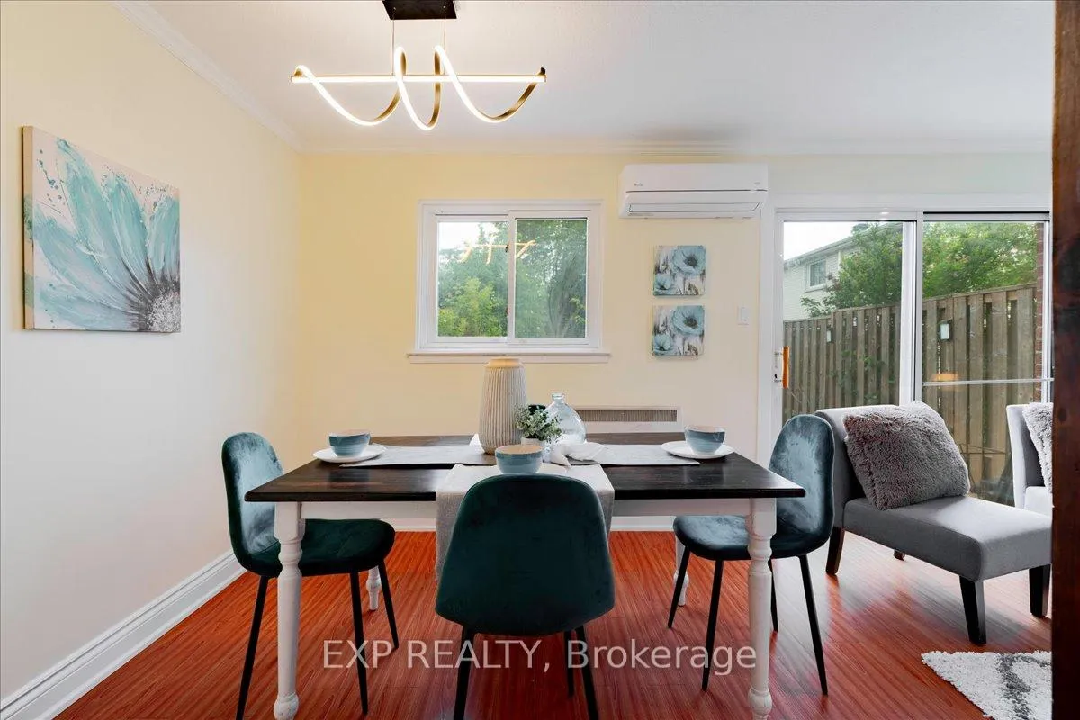 Photo 20 of 25 Harper Way, Markham, Aileen-Willowbrook — HOMEH