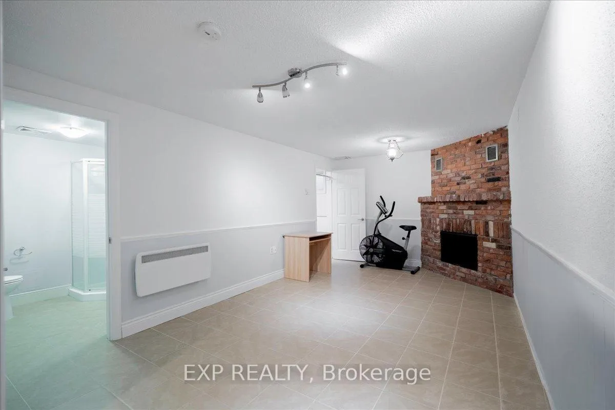 Photo 41 of 25 Harper Way, Markham, Aileen-Willowbrook — HOMEH