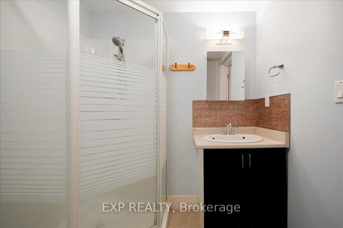 Photo 43 of 25 Harper Way, Markham, Aileen-Willowbrook — HOMEH