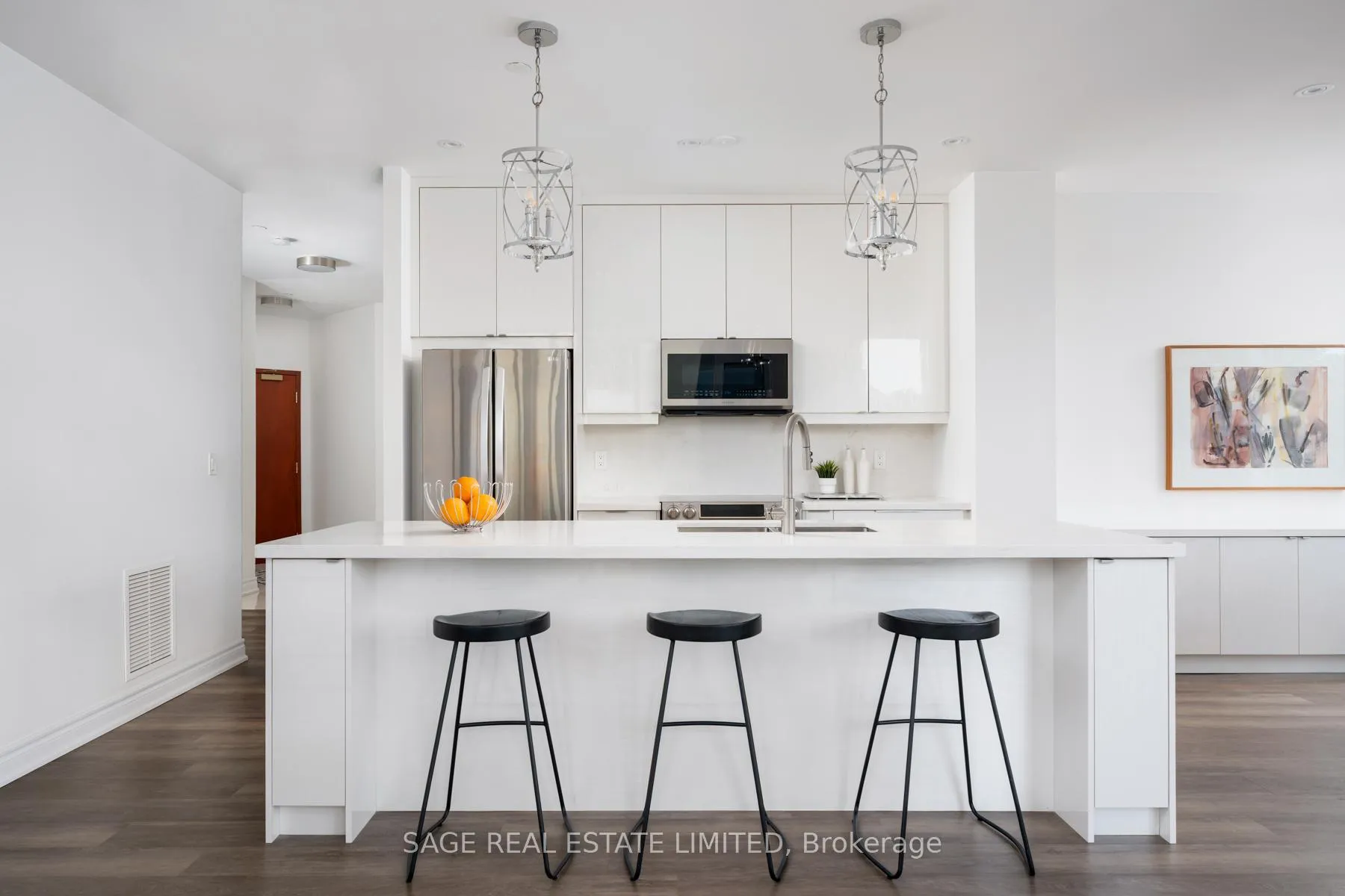 Photo 2 of Unit 205, 980 Yonge Street, Toronto, The Annex — HOMEH
